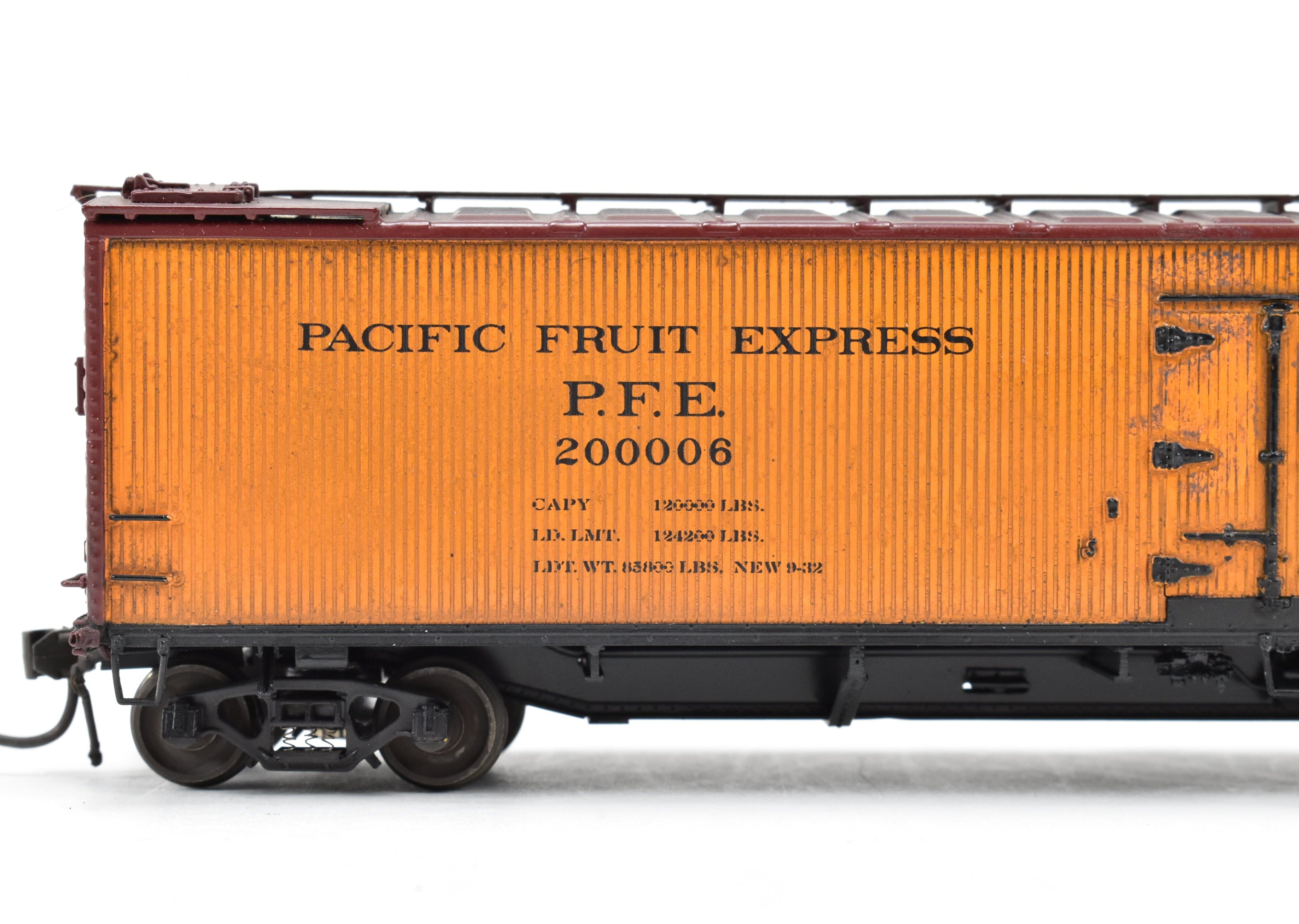HO Brass Precision Scale Co. 52' R-70-2 Ice Refrigerator Car FP 200006 Weathered