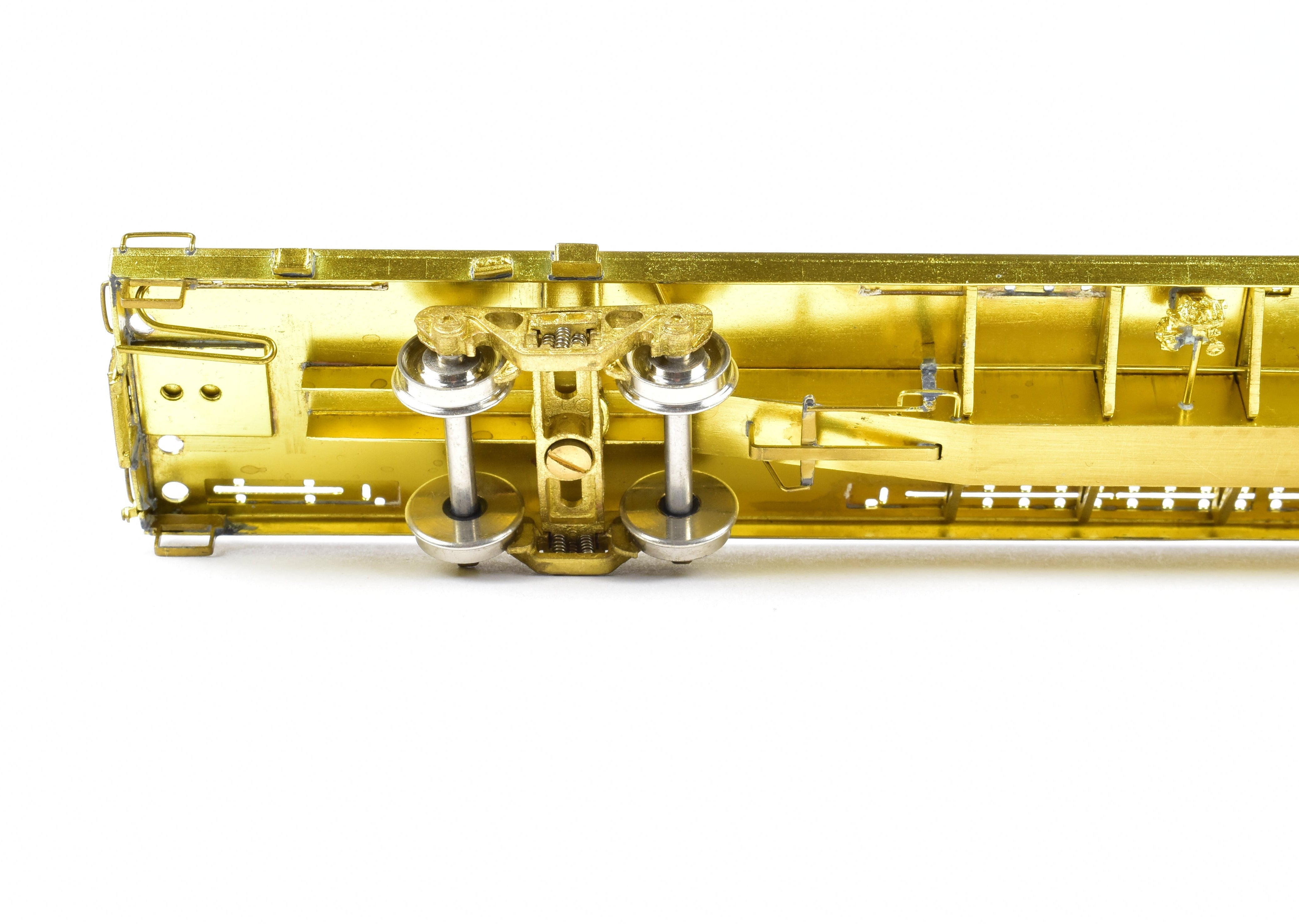 HO Scale Brass OMI - Overland Models, Inc. Maine Central (MEC) TOFC Trailer Train Flat Car Measuring 89 Feet and 4 Inches