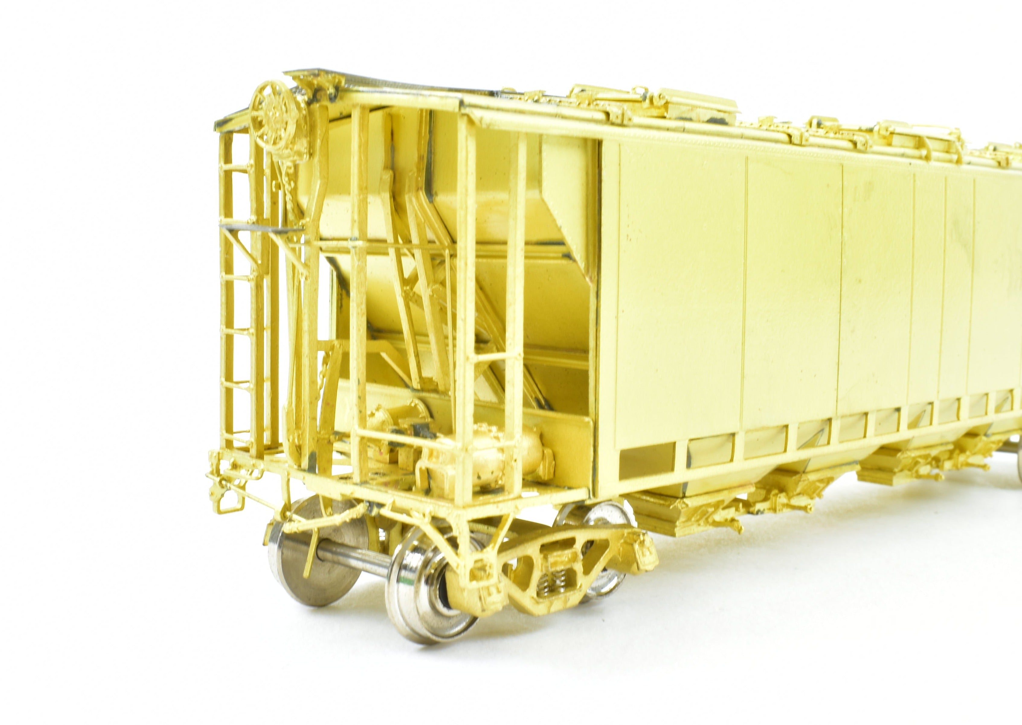 HO Scale Brass OMI - Overland Models, Inc. Canadian National Railway (CNR) Slab Side Covered Hopper Model Train Car