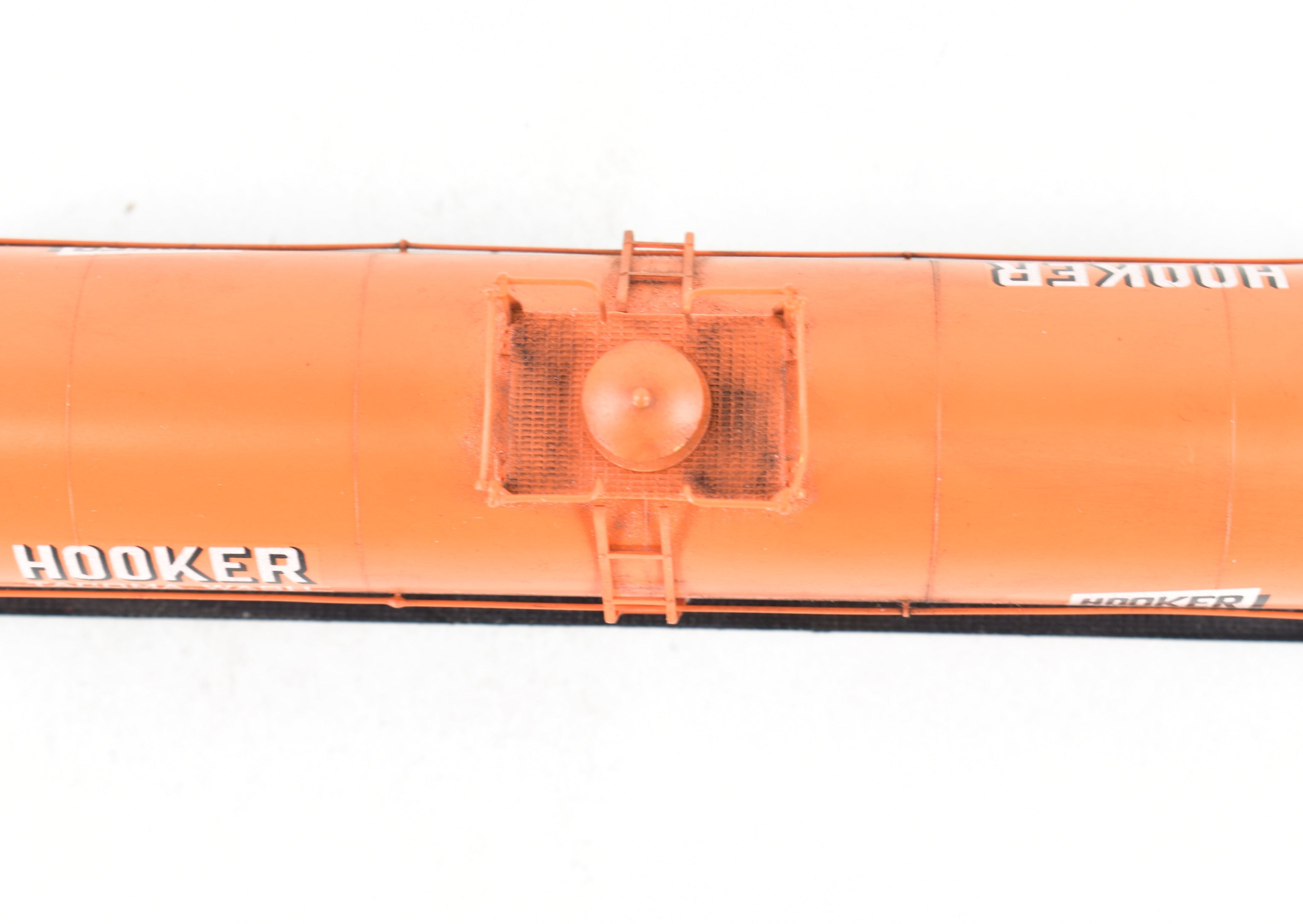 HO Scale Brass Precision Scale Co. 12,000 Gallon Weathered Orange Hooker Chemicals Tank Car Model with FP Design