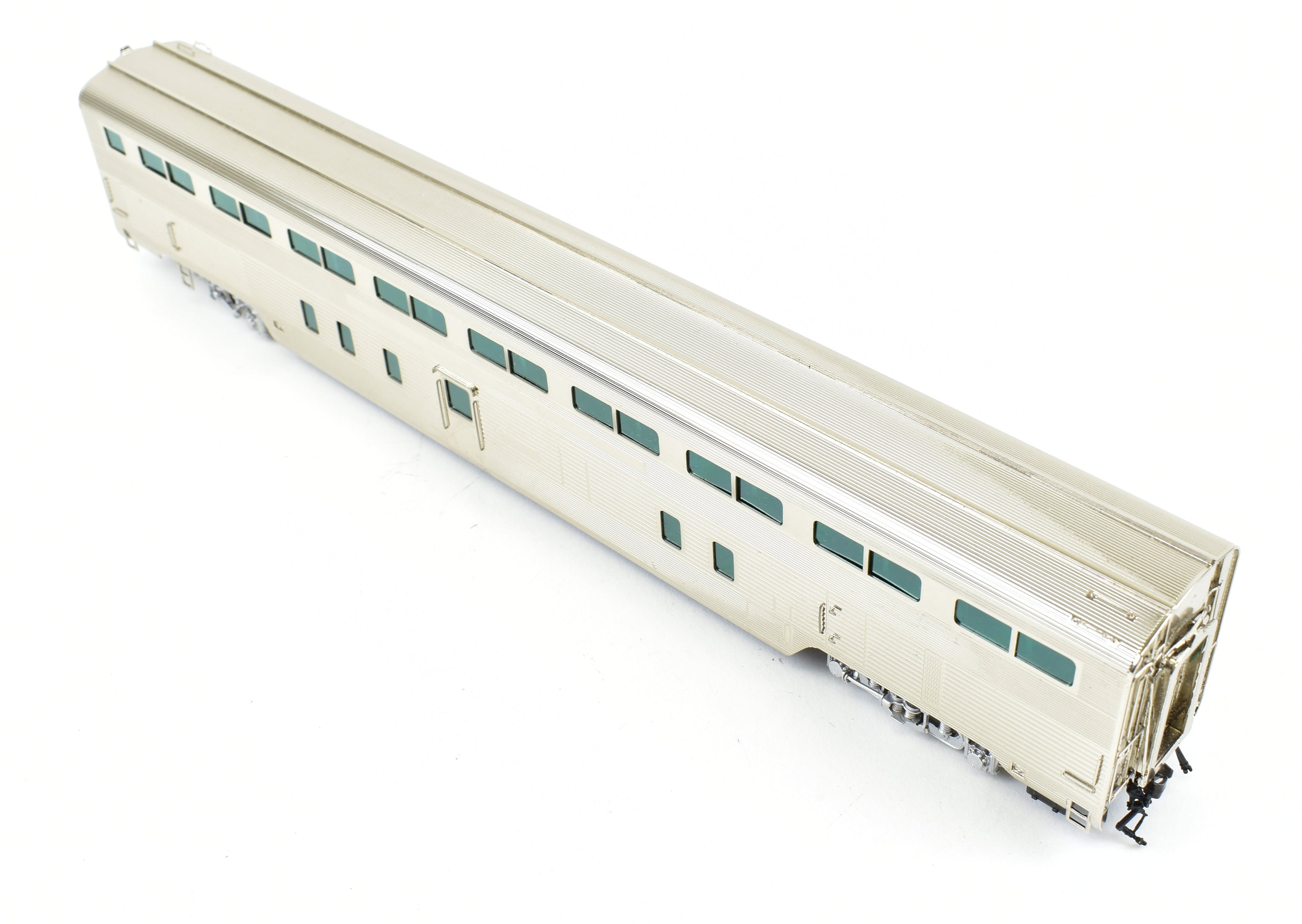 HO Scale Brass Hallmark Models ATSF - Santa Fe High - Level Transition Chair Car of the Super Crown Special Revised Version