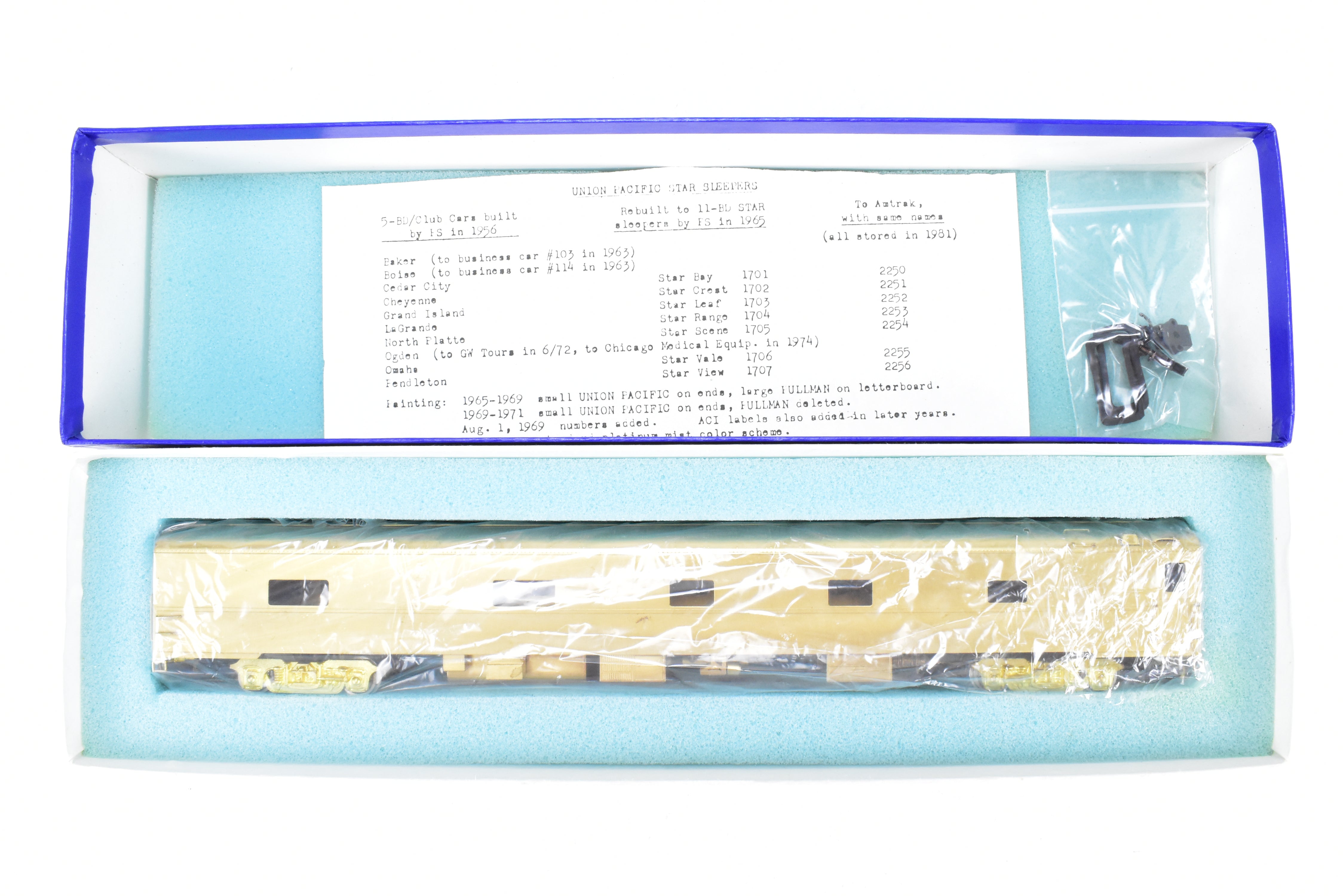 HO Scale Brass UP - Union Pacific 11 - Bedroom Star Series Sleeper by Cascade Models