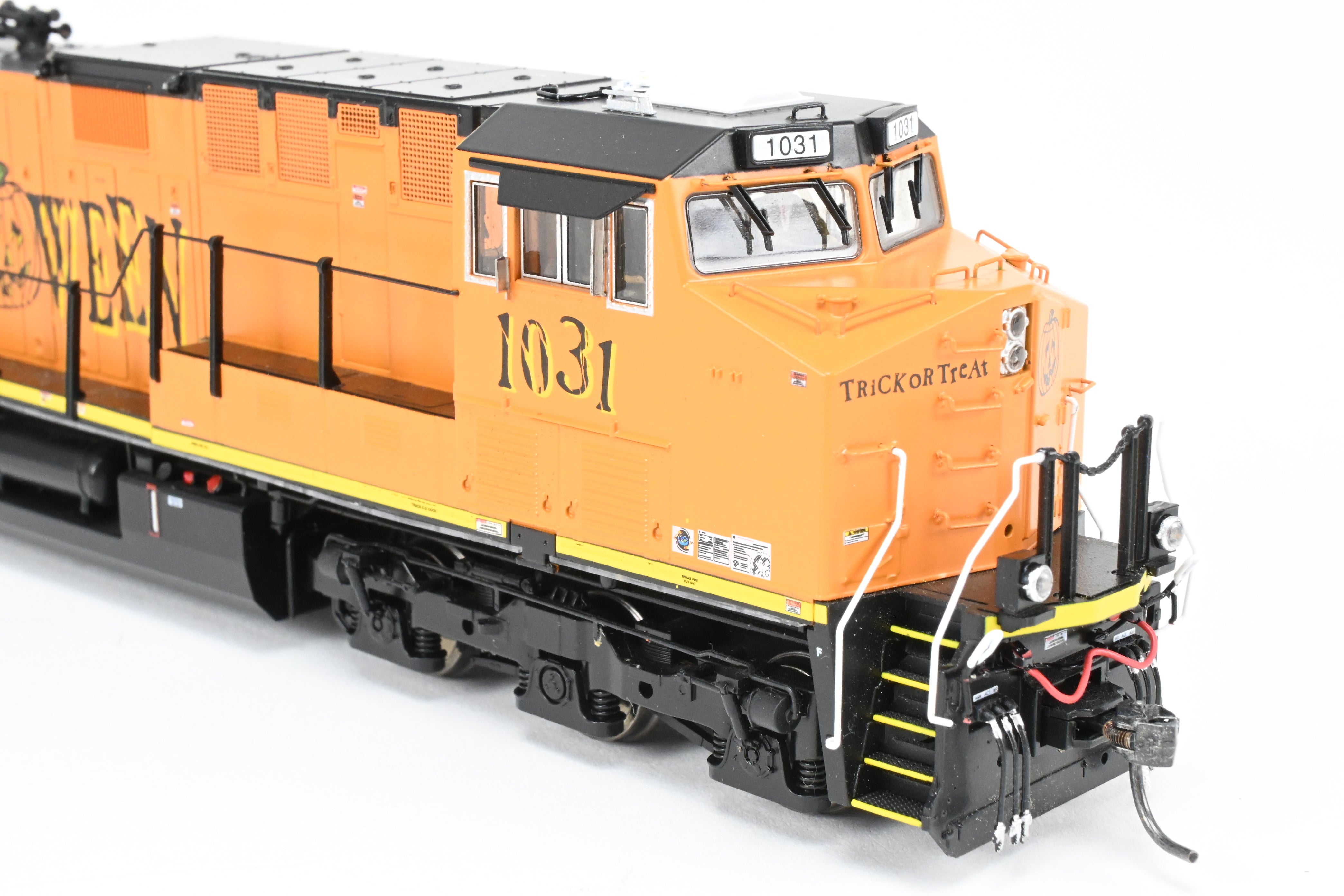 MTH Mike's Train House Halloween ES44AC 1031 with Proto-Sound 3.0/DCC