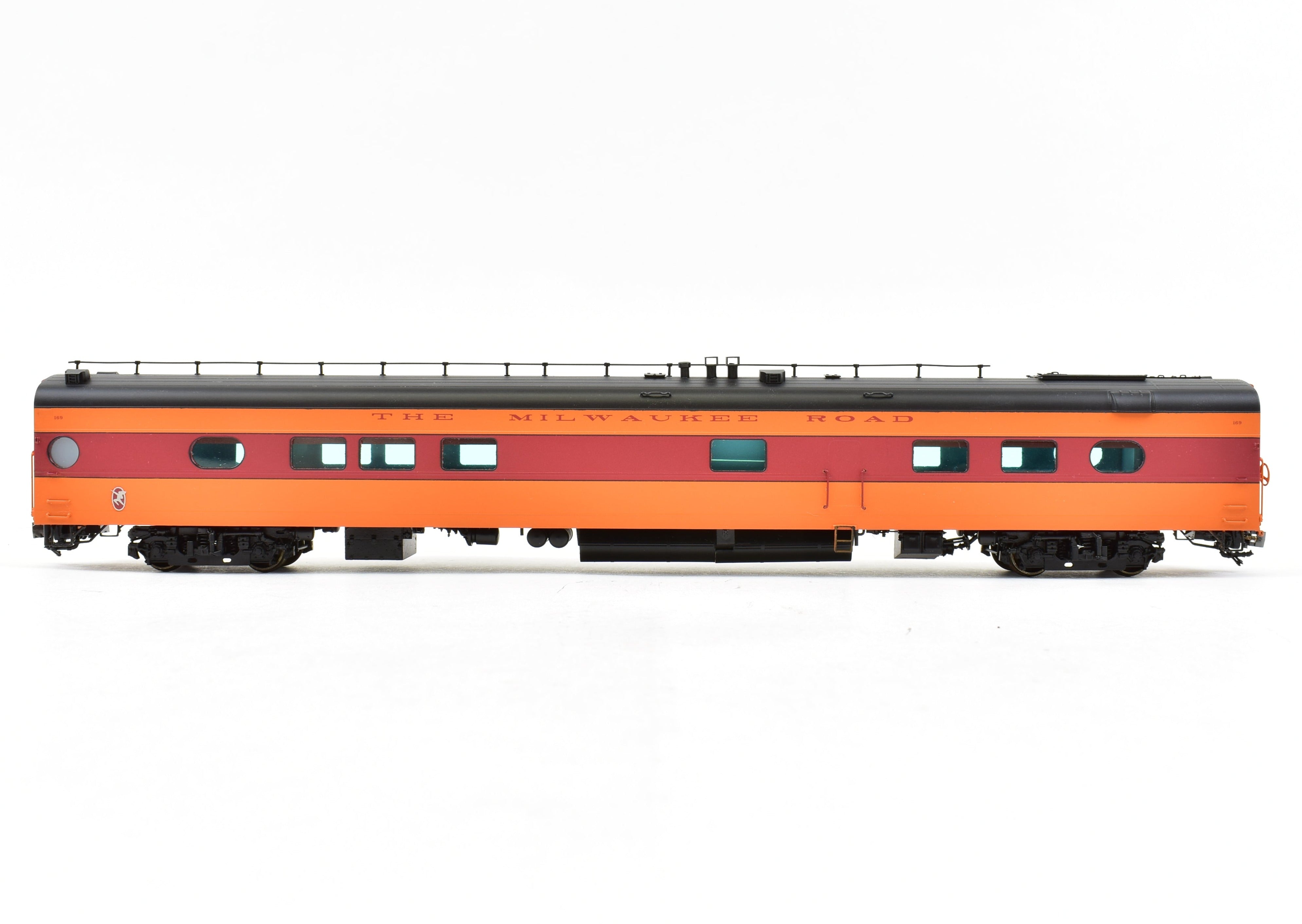 HO Scale Brass Railway Classics Milwaukee Road (MILW) Diner Lounge Model, Factory Painted with Road Number 169