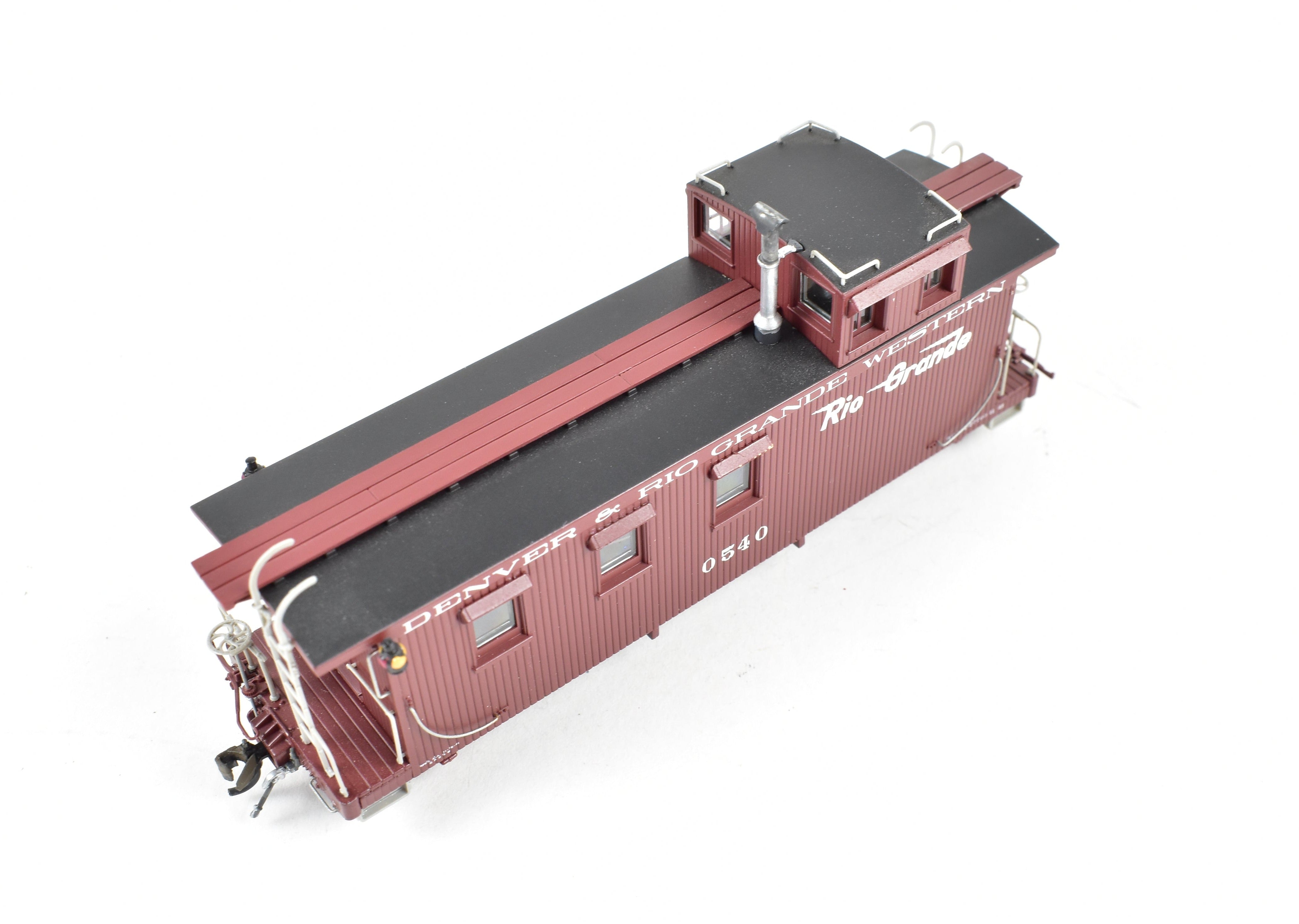 HOn3 Scale Plastic Model - Blackstone Models' Denver & Rio Grande Western Long Caboose, Factory Painted in Rio Grande Flying Herald, No. 0540