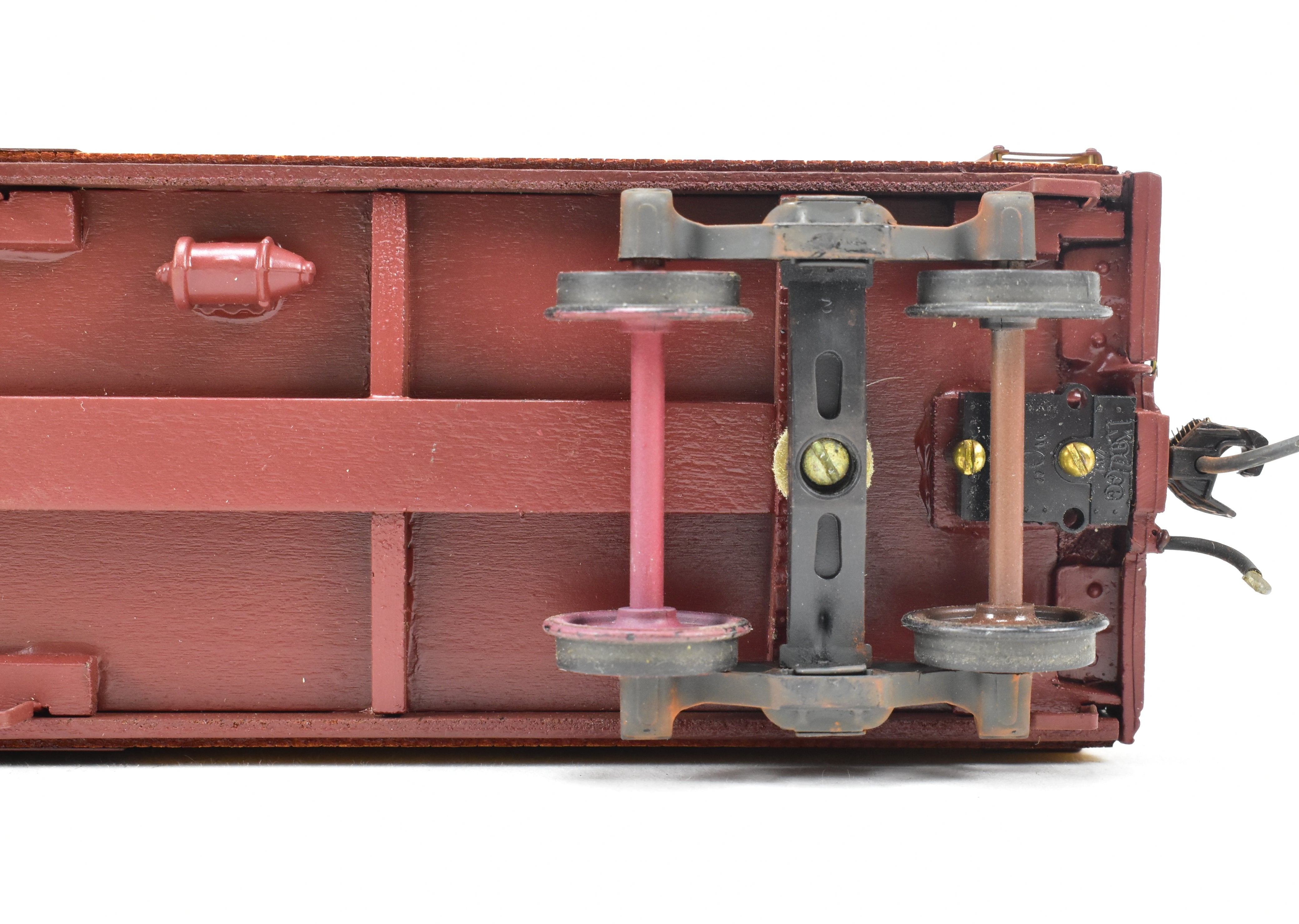 O Scale 36' Wood Beer Reefers: Schlitz & Old Heidelberg - 2 Professionally Built & Painted Models