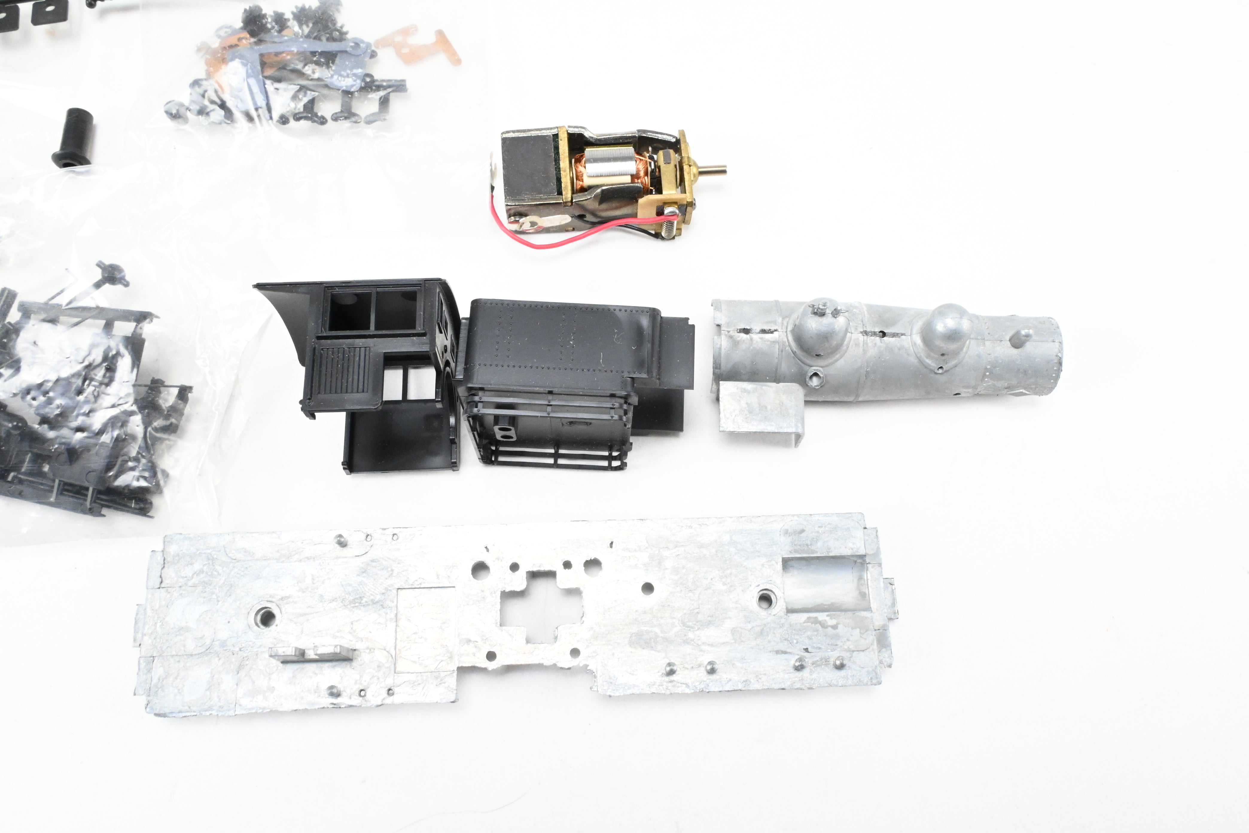HOn3 MDC Unassembled 2-Truck Shay Kit for Roundhouse of Various Roads