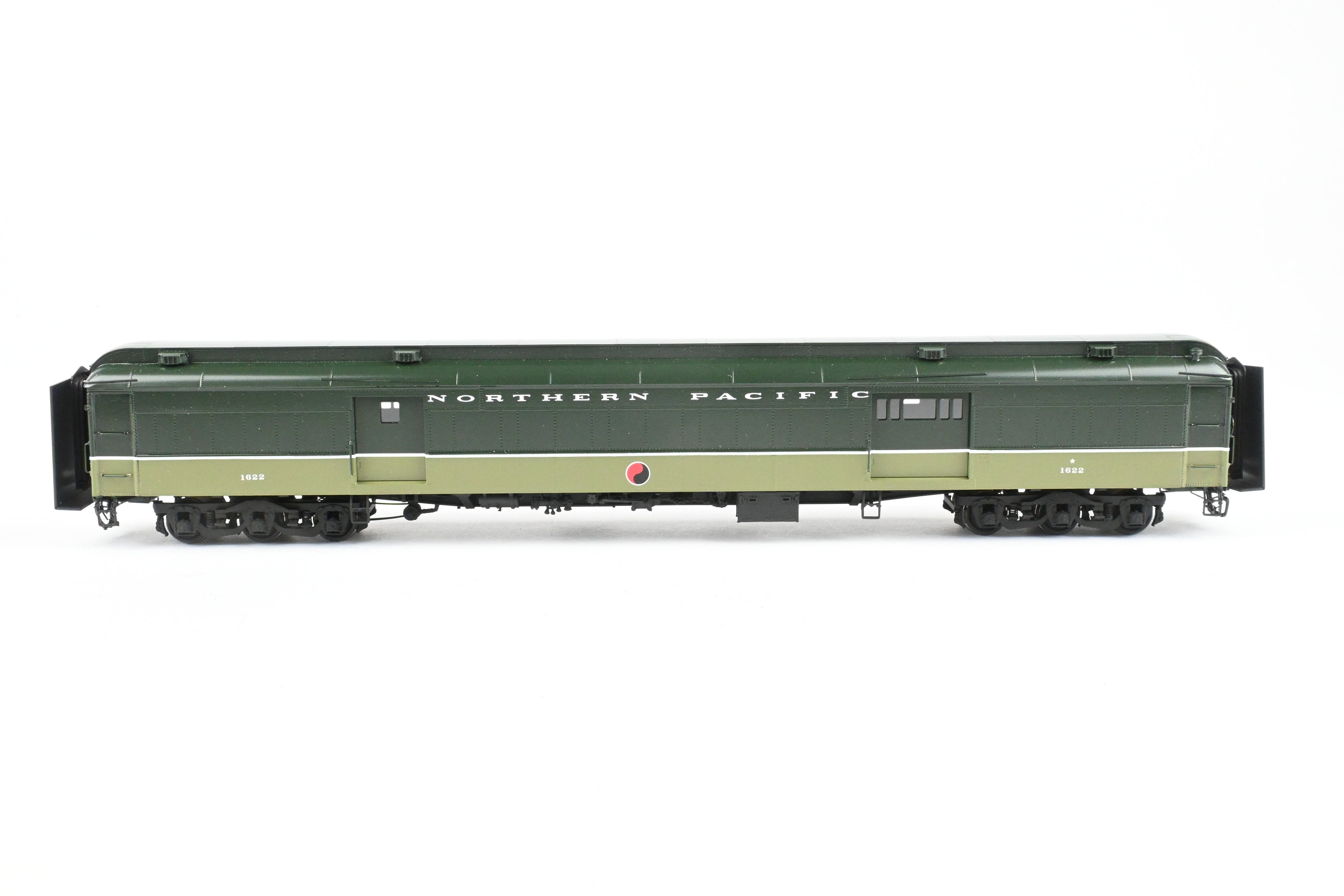 HO Scale Brass Northern Pacific Baggage Car With Steel Doors, Model by W&R Enterprises, FP Loewy Design, No. 1622