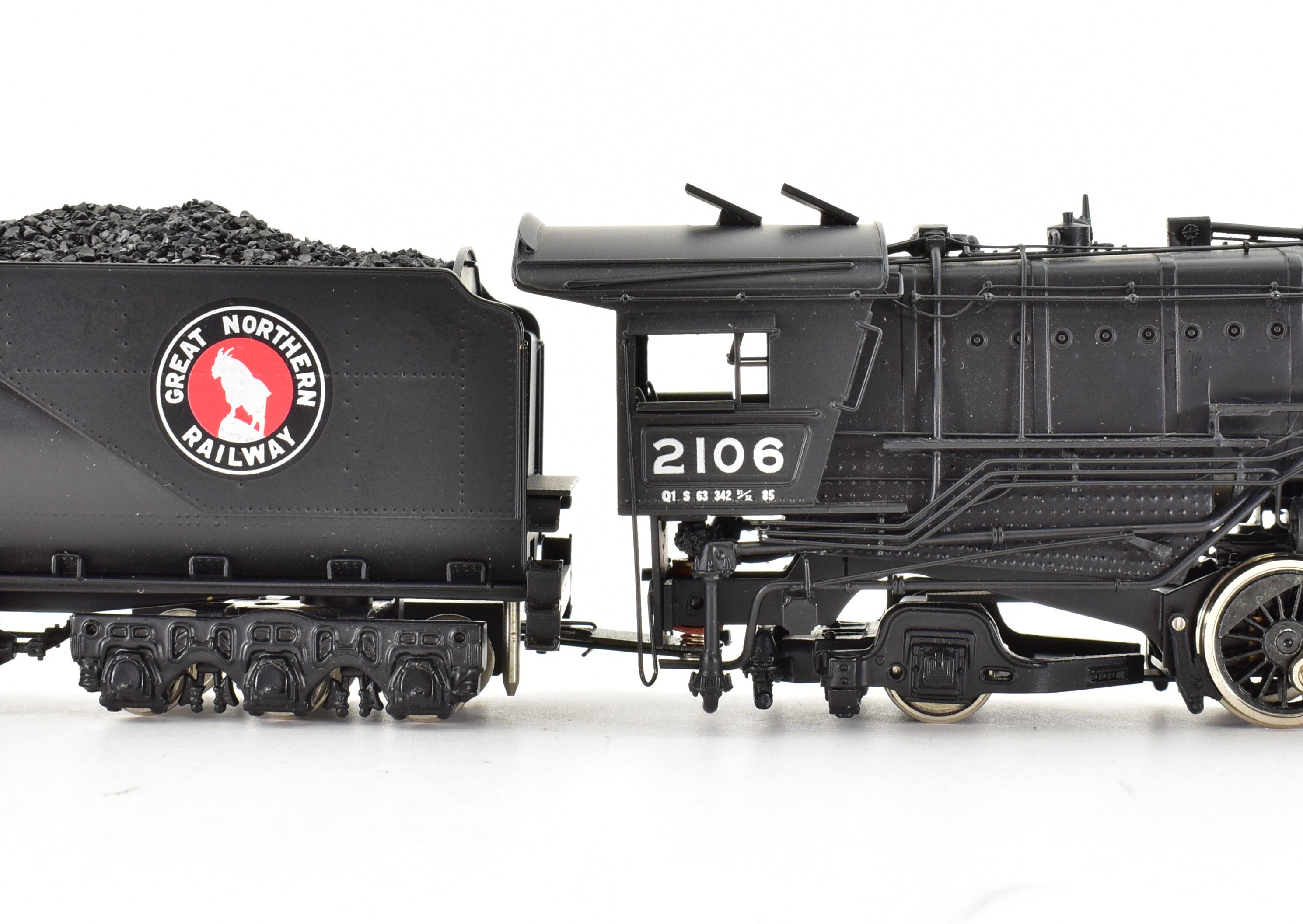 High - Quality HO Scale Brass Model Train CON PFM - Tenshodo GN - Great Northern 2 - 10 - 2 Class Q - 1 Factory - Painted Model from 1984 Production Run