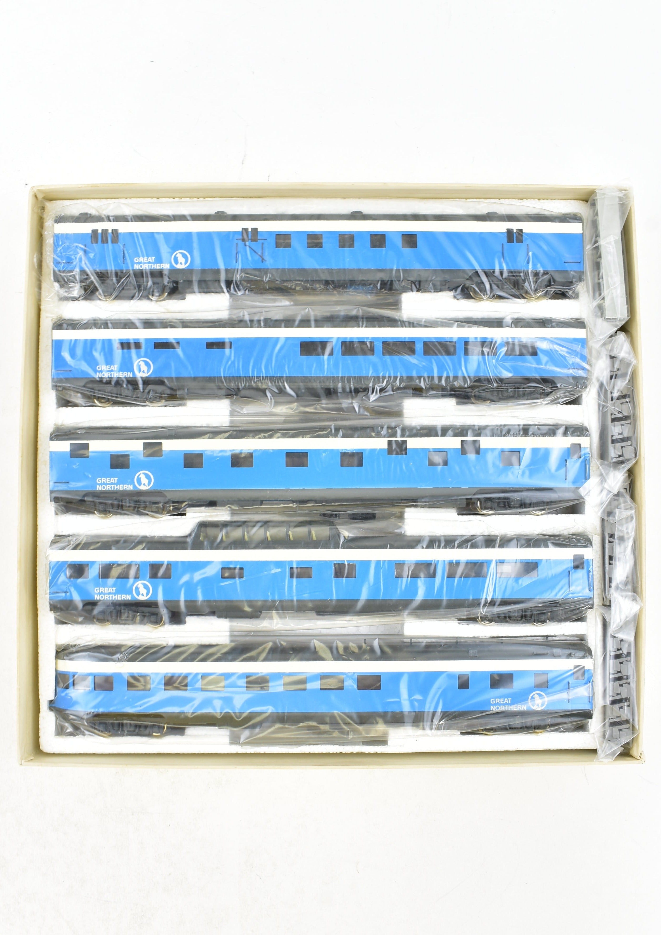 HO Scale Brass Great Northern 5-Car Big Sky Blue Passenger Set by Westside