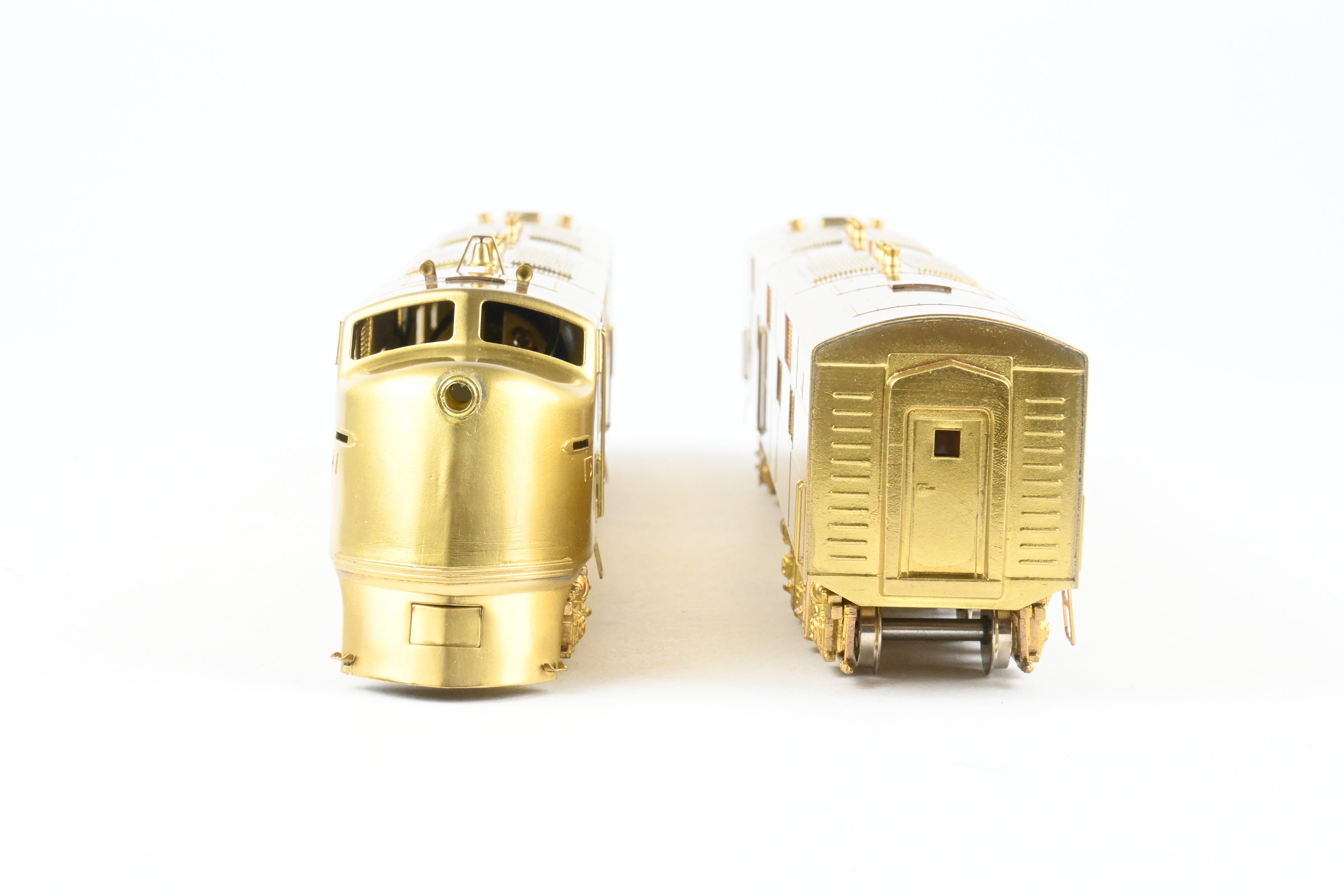 HO Scale Brass Hallmark Model Train Sets of Various Roads - EMD E3/6 A/B Set with Powered A Unit and Unpowered B Unit