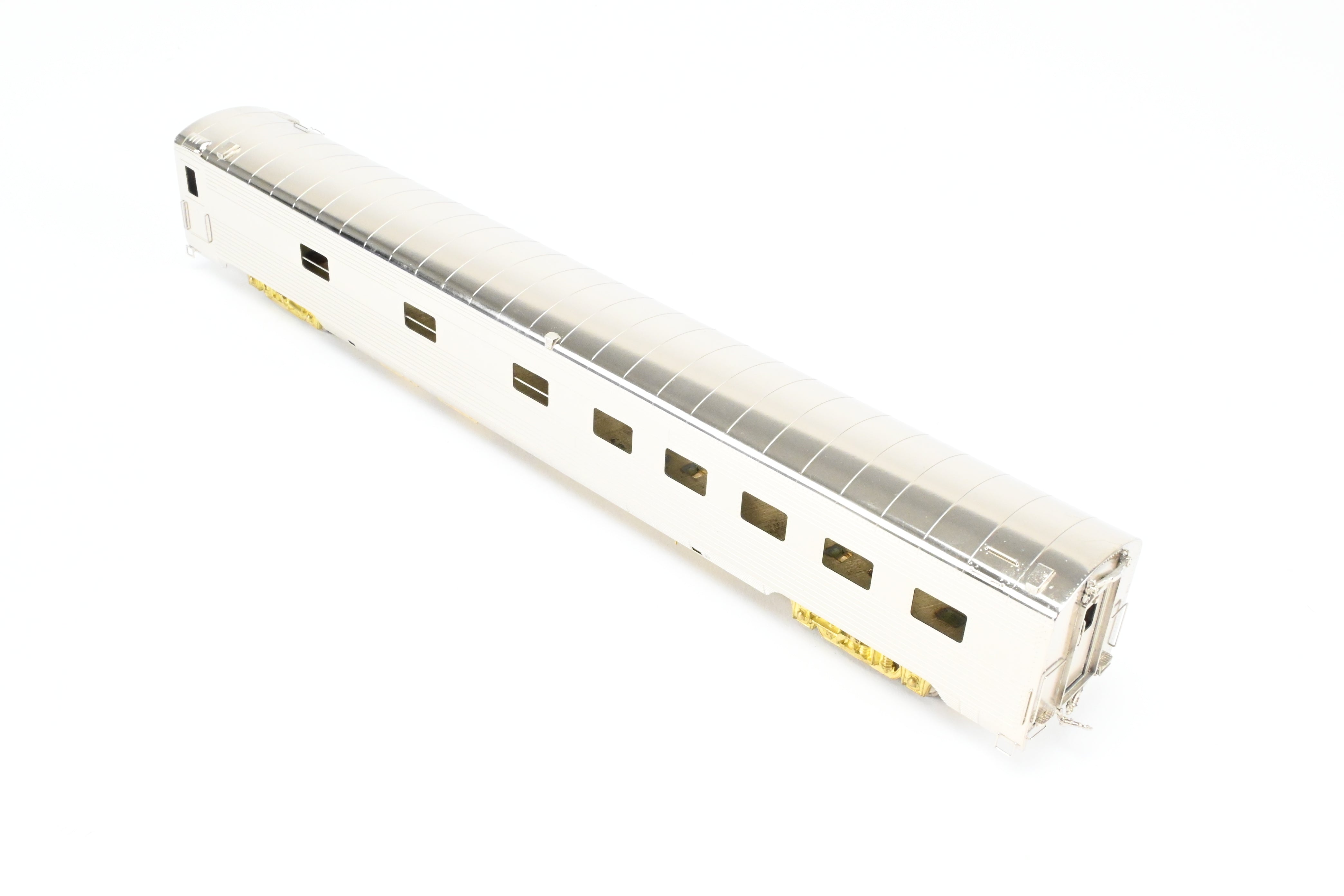 HO Scale Brass Cascade Models AT&SF - Santa Fe ACF Palm Series 11 Bedroom Sleeper Train Model With Skirts