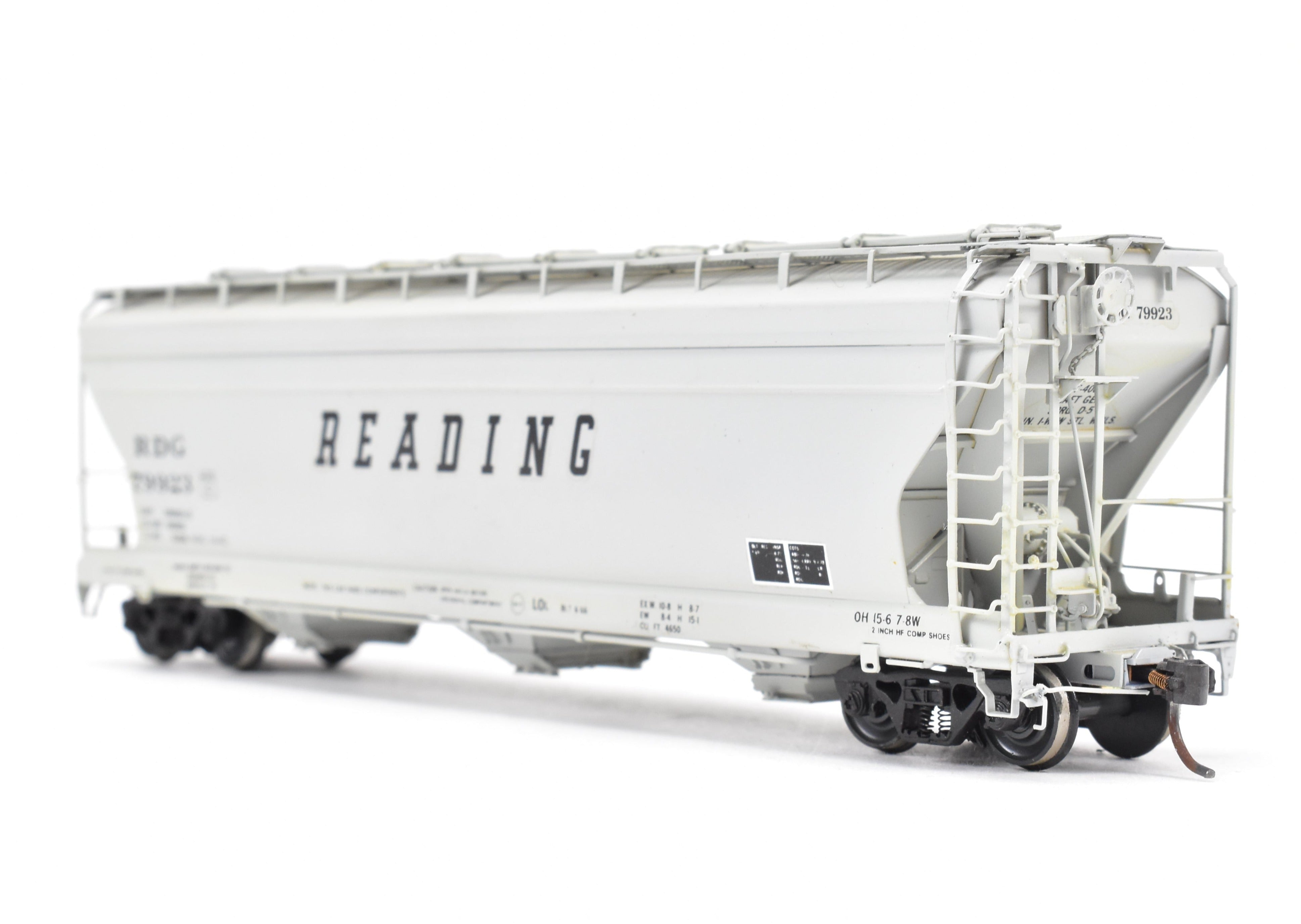 HO Scale Brass Model Train - Overland Models, Inc. (OMI) Reading RDG ACF 3 - Bay Centerflow 4650 Covered Hopper with 3 Long Hatches, CP No. 79923