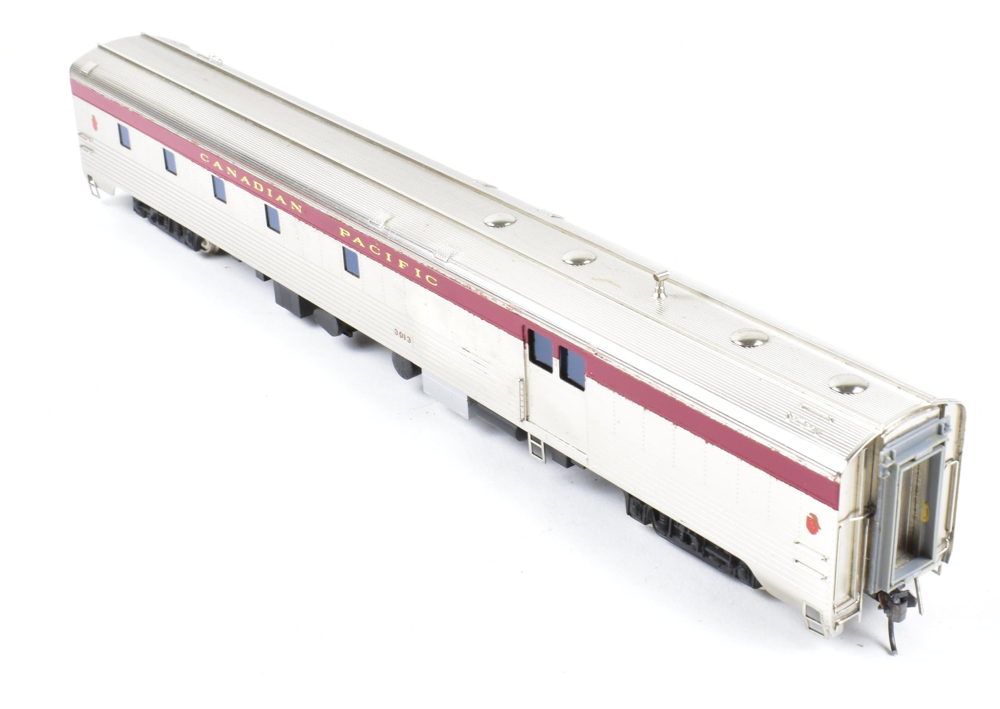 HO Scale Brass Model of Canadian Pacific Railroad #610 Lightweight Baggage Dormitory Custom Finished by S. Soho & Co.