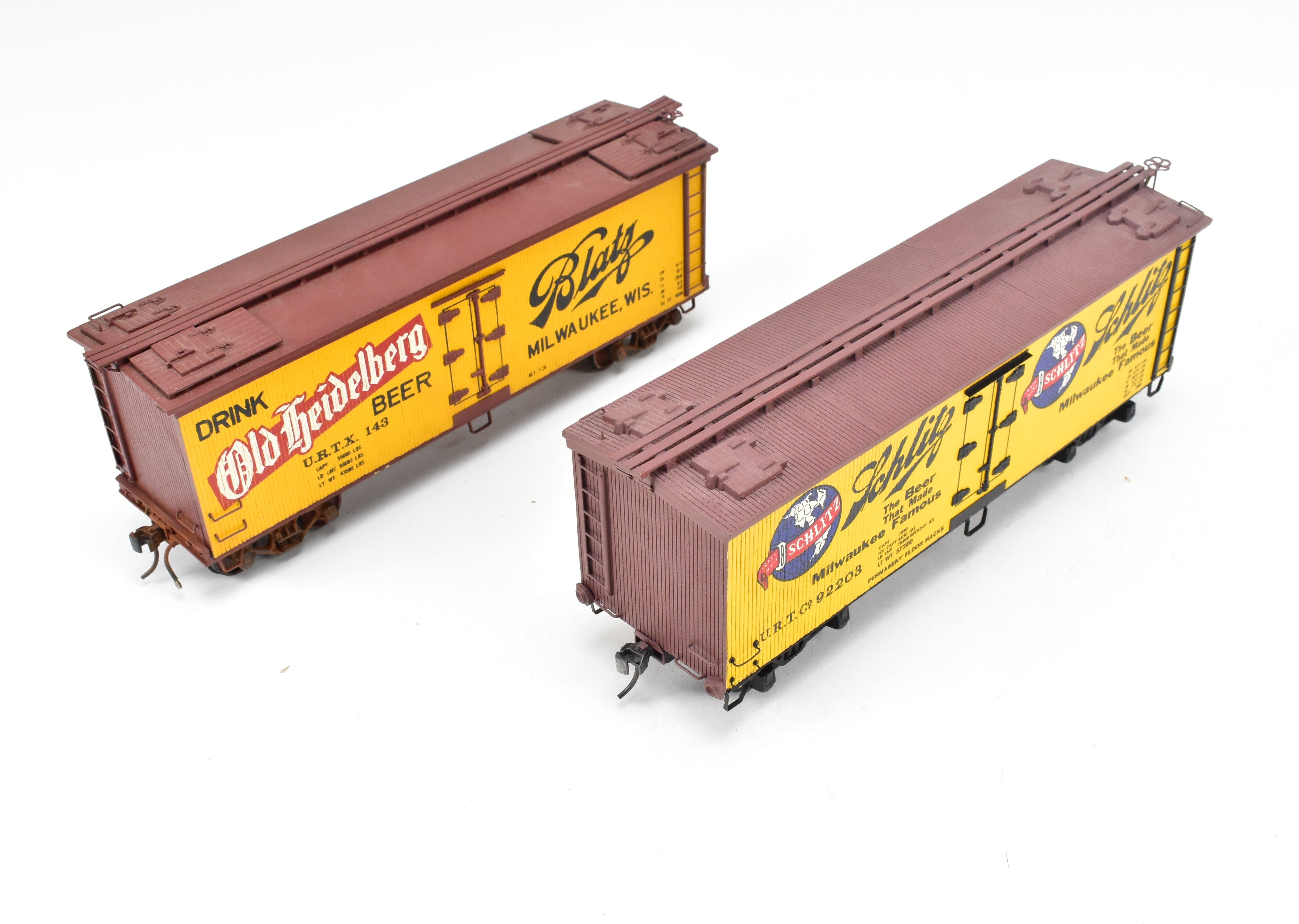 O Scale 36' Wood Beer Reefers: Schlitz & Old Heidelberg - 2 Professionally Built & Painted Models