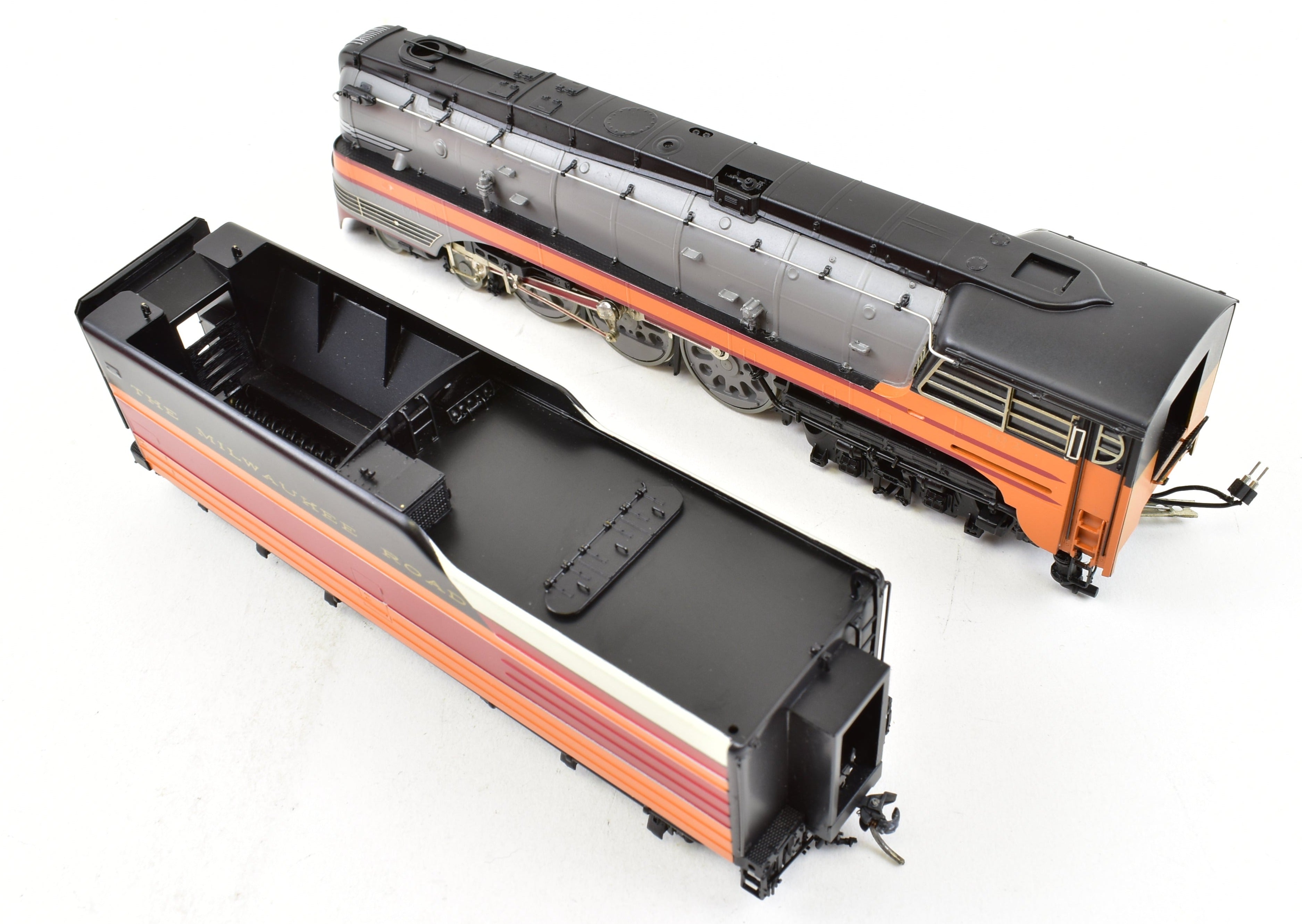 HO Scale Brass Precision Scale Co. Model Train - Milwaukee Road 4-6-4 F-7 Hudson Steam Locomotive As Built #102