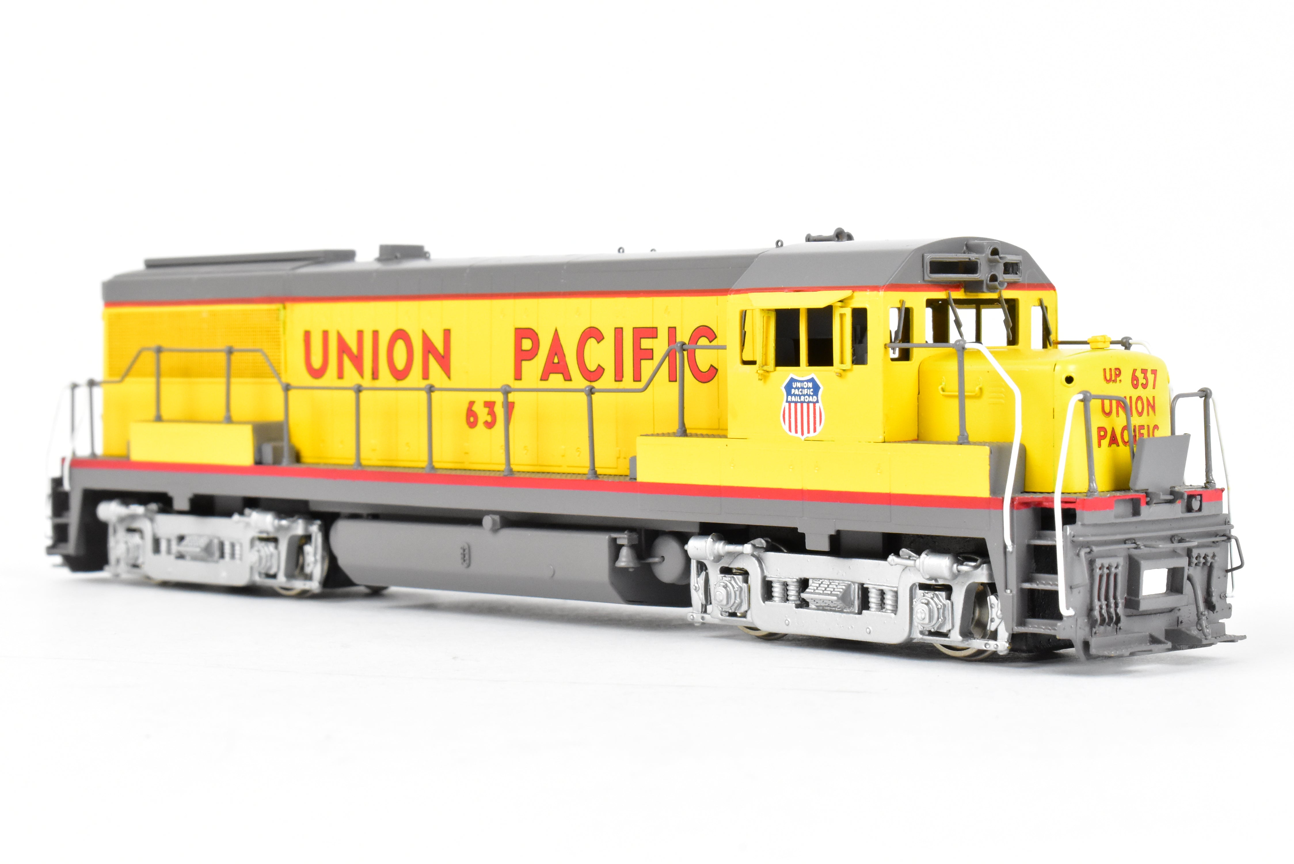 HO Scale Brass Model Train - Union Pacific GE U25B 2500 HP Low Hood (Intermediate) - Oriental Limited Edition, FP No. 637