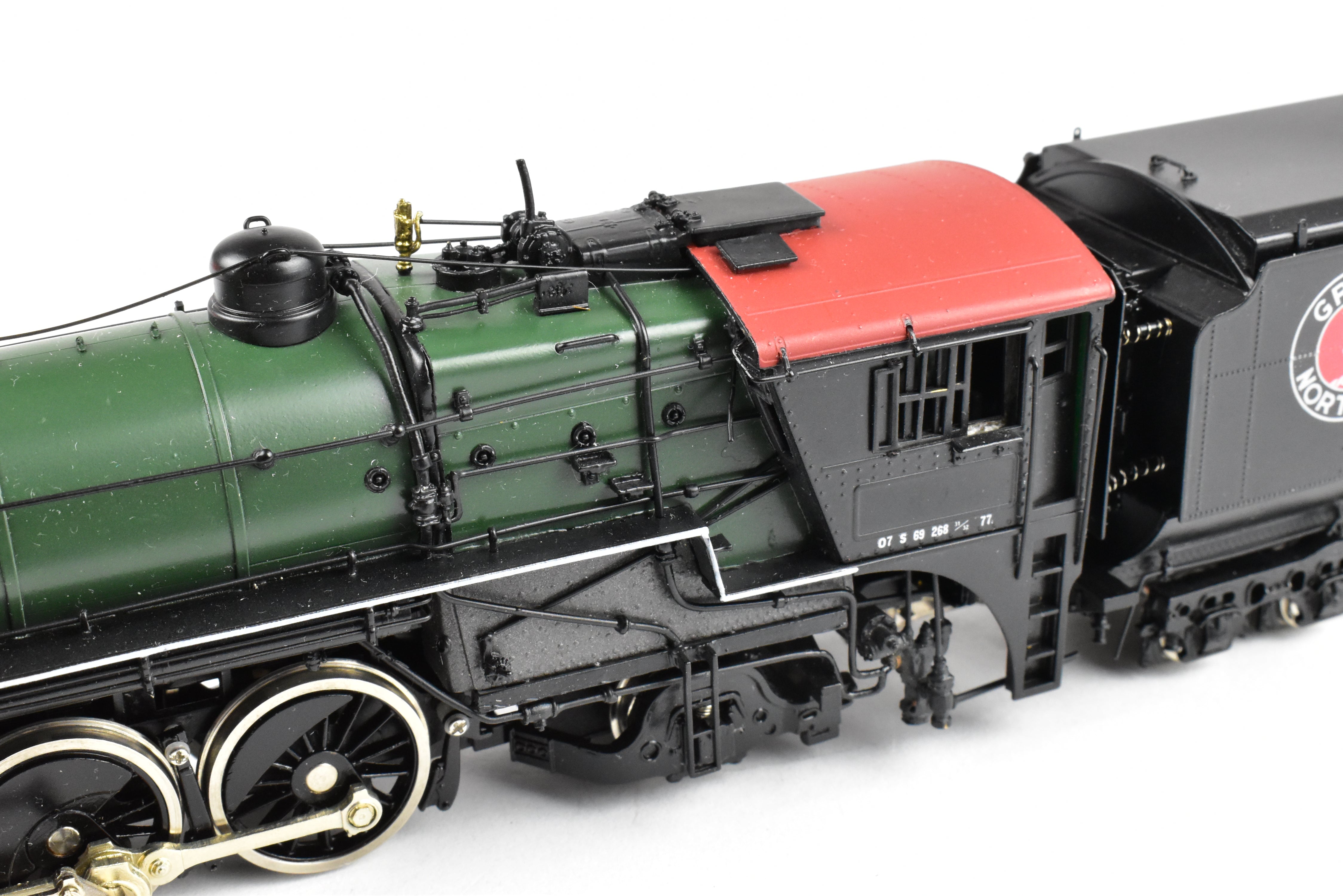 HO Scale Brass Model Train - Precision Scale Co. (PSC) Great Northern Class O - 7 with Vestibule Cab 2 - 8 - 2 Freight Locomotive