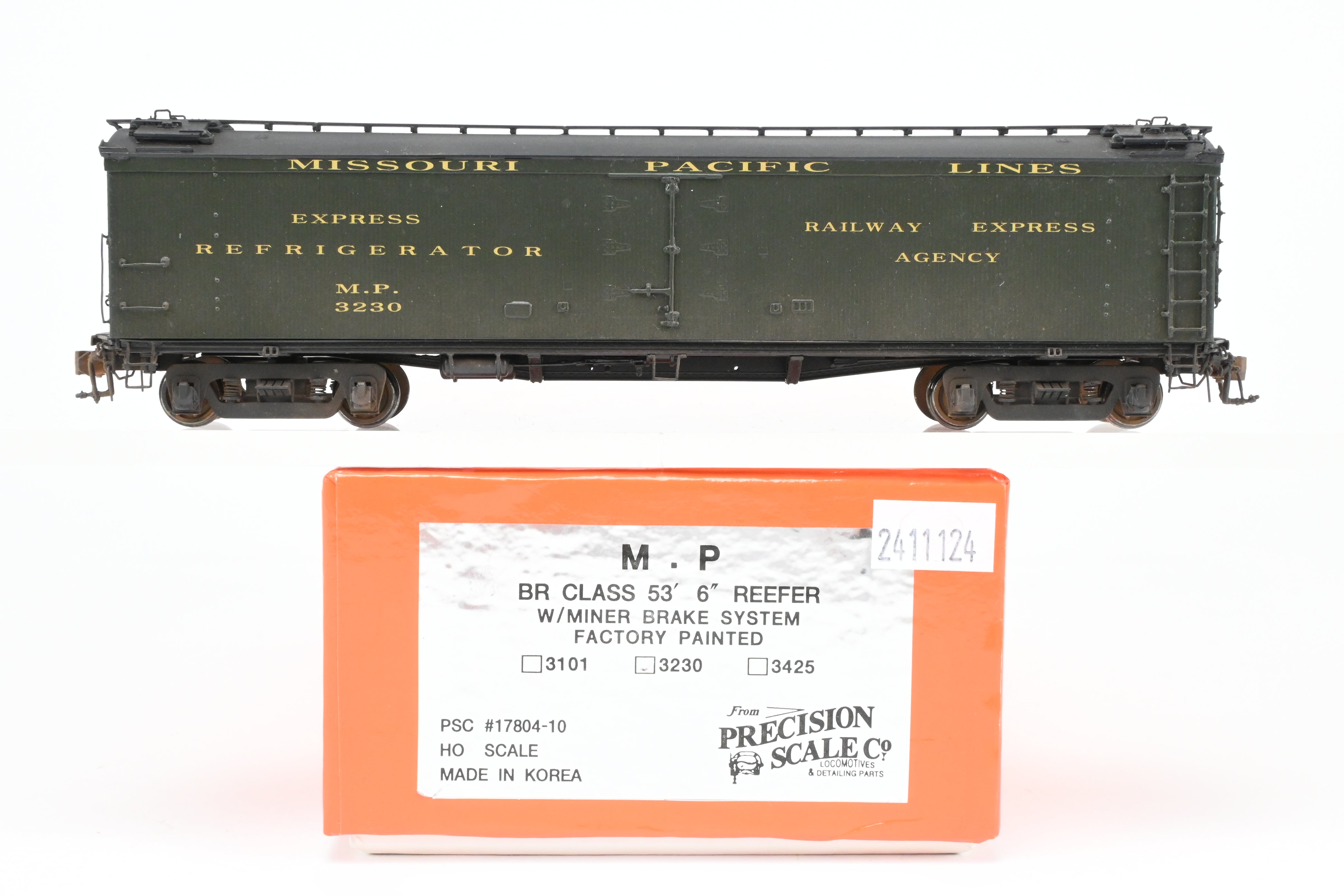 High - Quality HO Scale Brass Precision Scale Co. Missouri Pacific BR Class 53' 6 Reefer Model with Miner Brake System and FP Feature