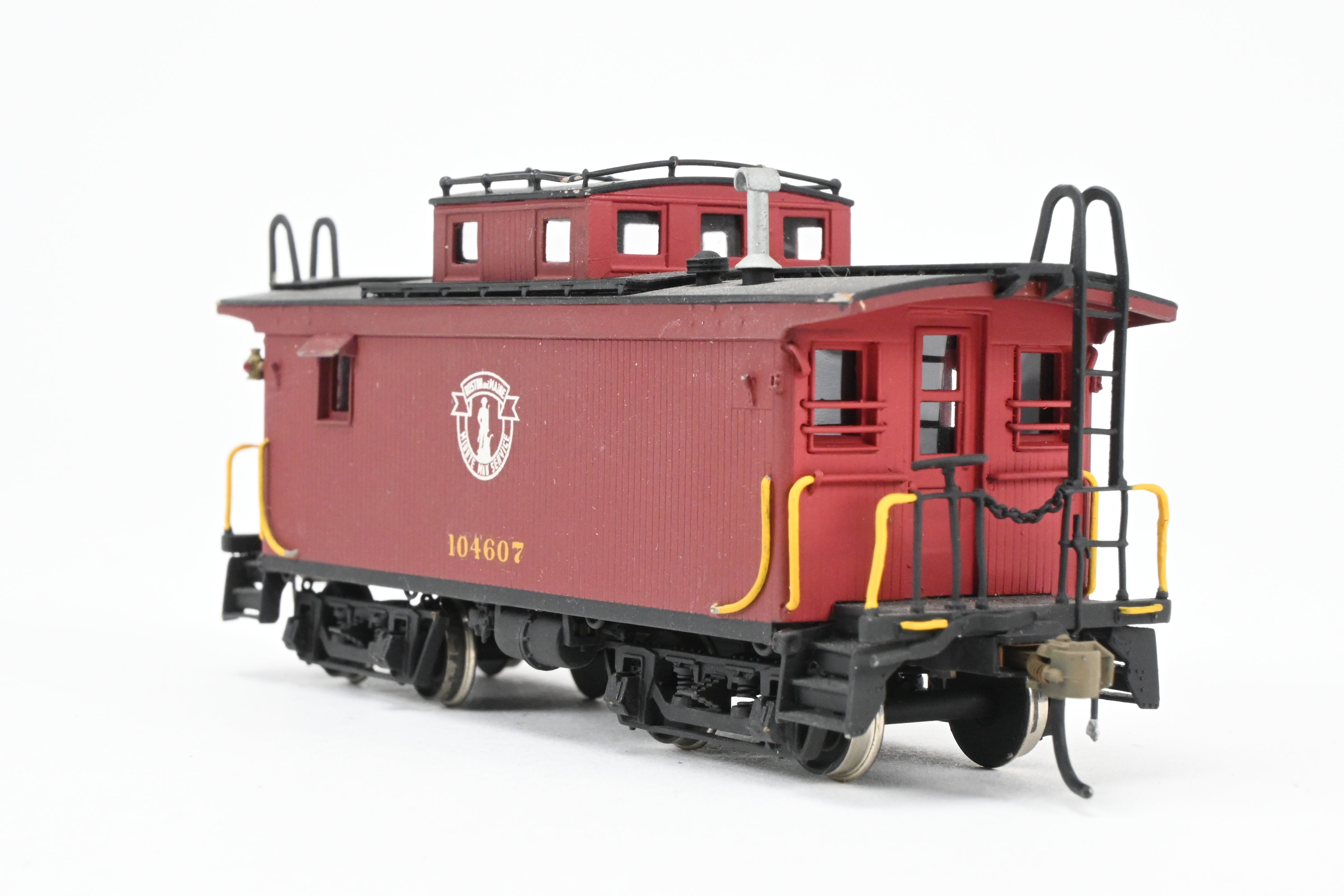 OMI Overland Models, Inc. Custom Painted B&M Boston & Maine Wood Caboose #104647