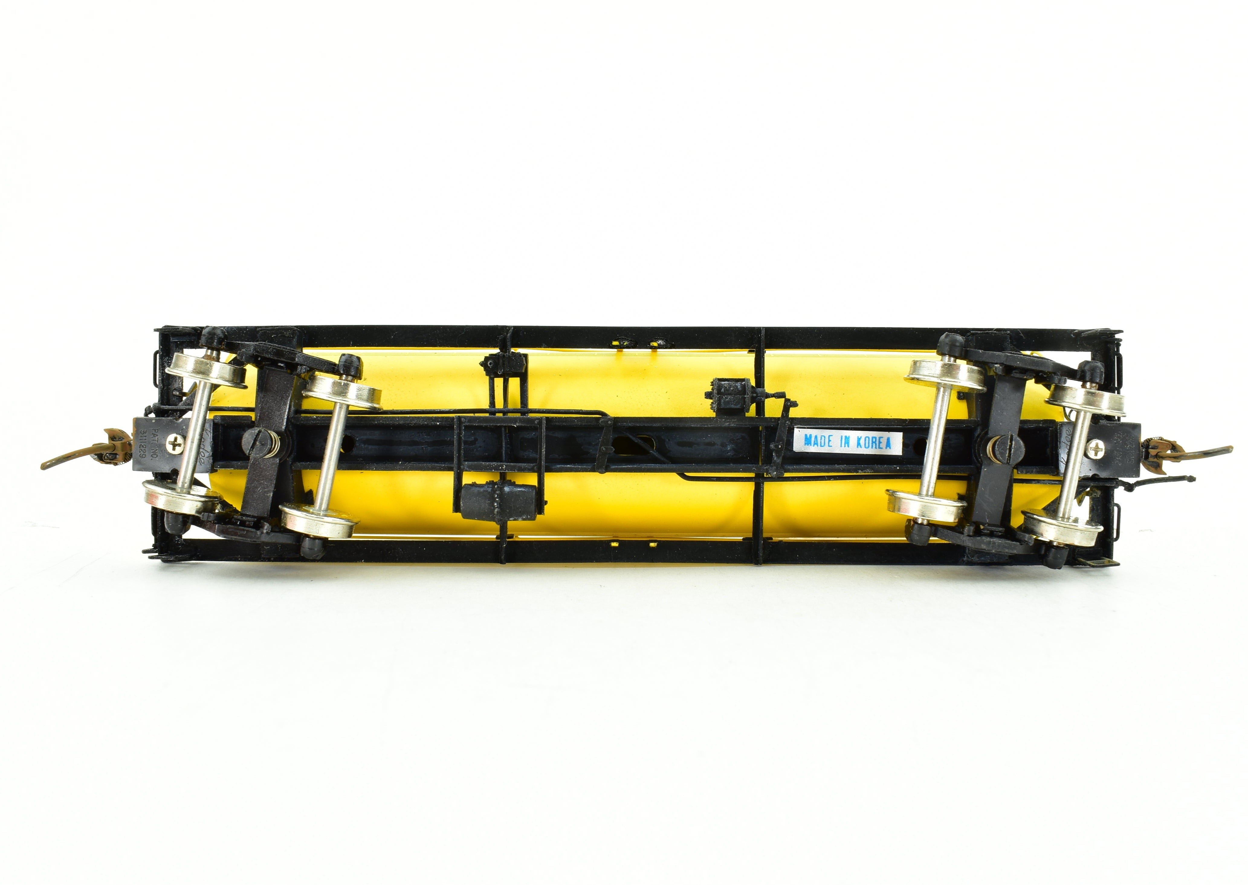 HO Scale Yellow Painted 11,141 Gallon Tank Car by Precision Scale Co.