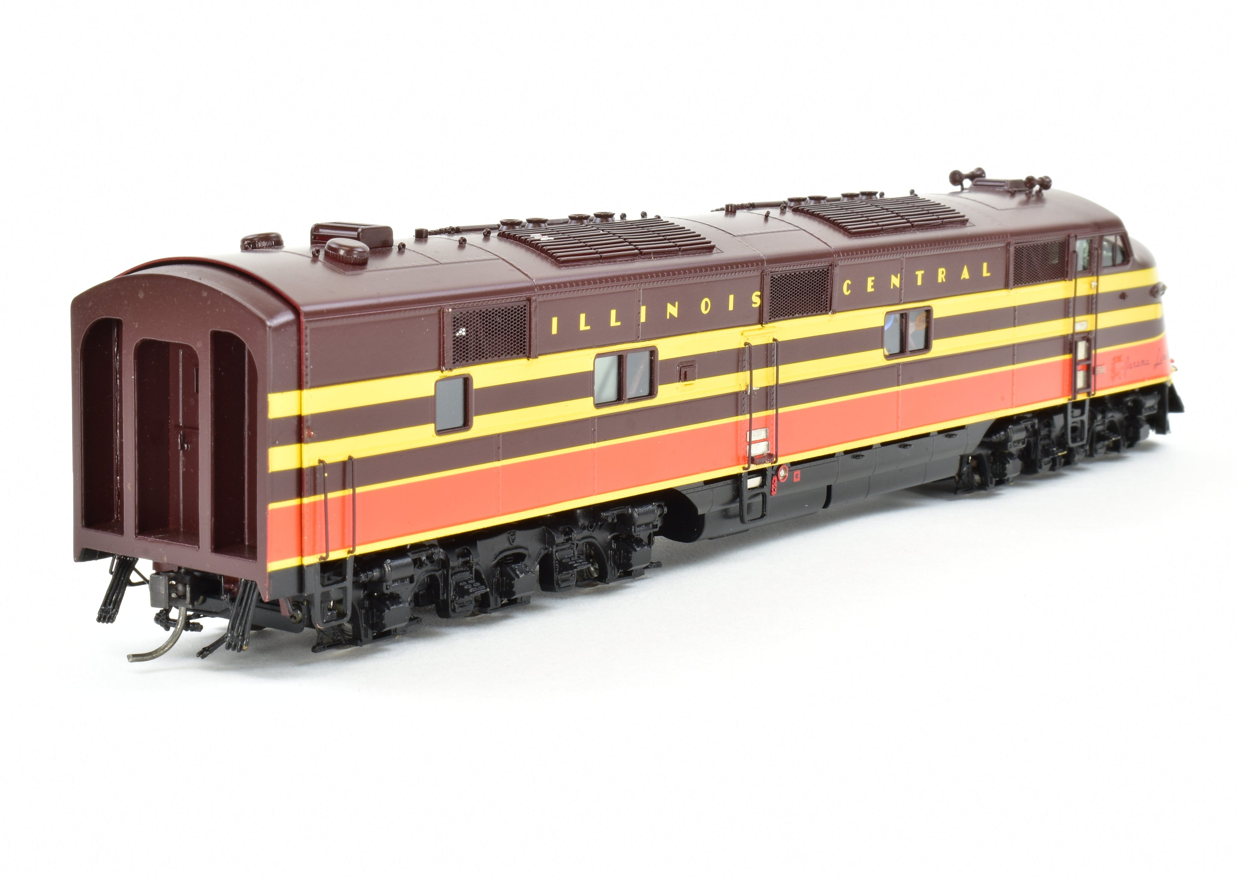 HO Scale Brass Model Train Set - Railway Classics Illinois Central 1942 Panama Limited 10-Car Set with EMD E6 AA Set F/P, Featuring ESU DCC & Sound System