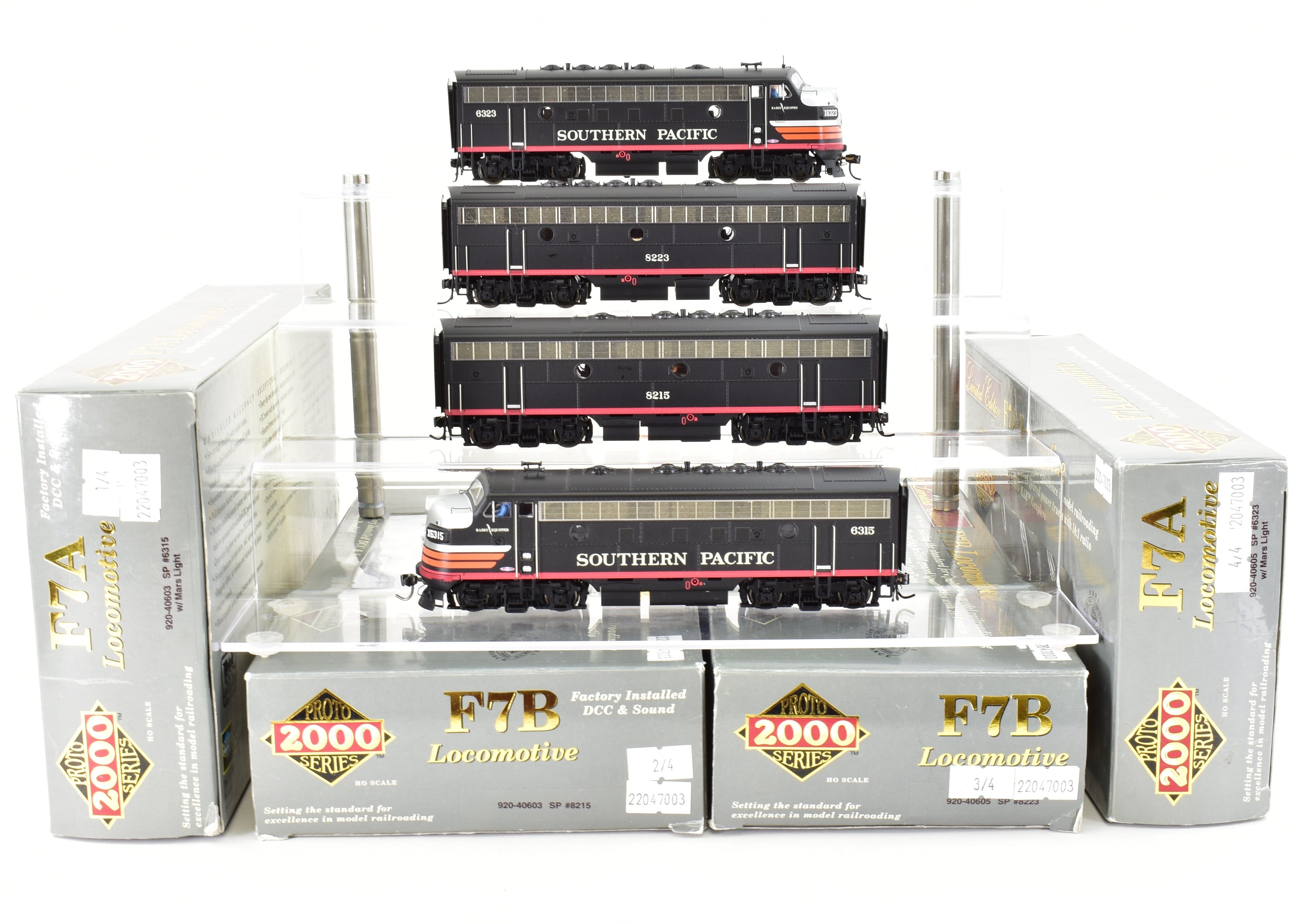 HO Life-Like Proto 2000 Southern Pacific 4-Unit EMD F7 Set with DCC & Sound