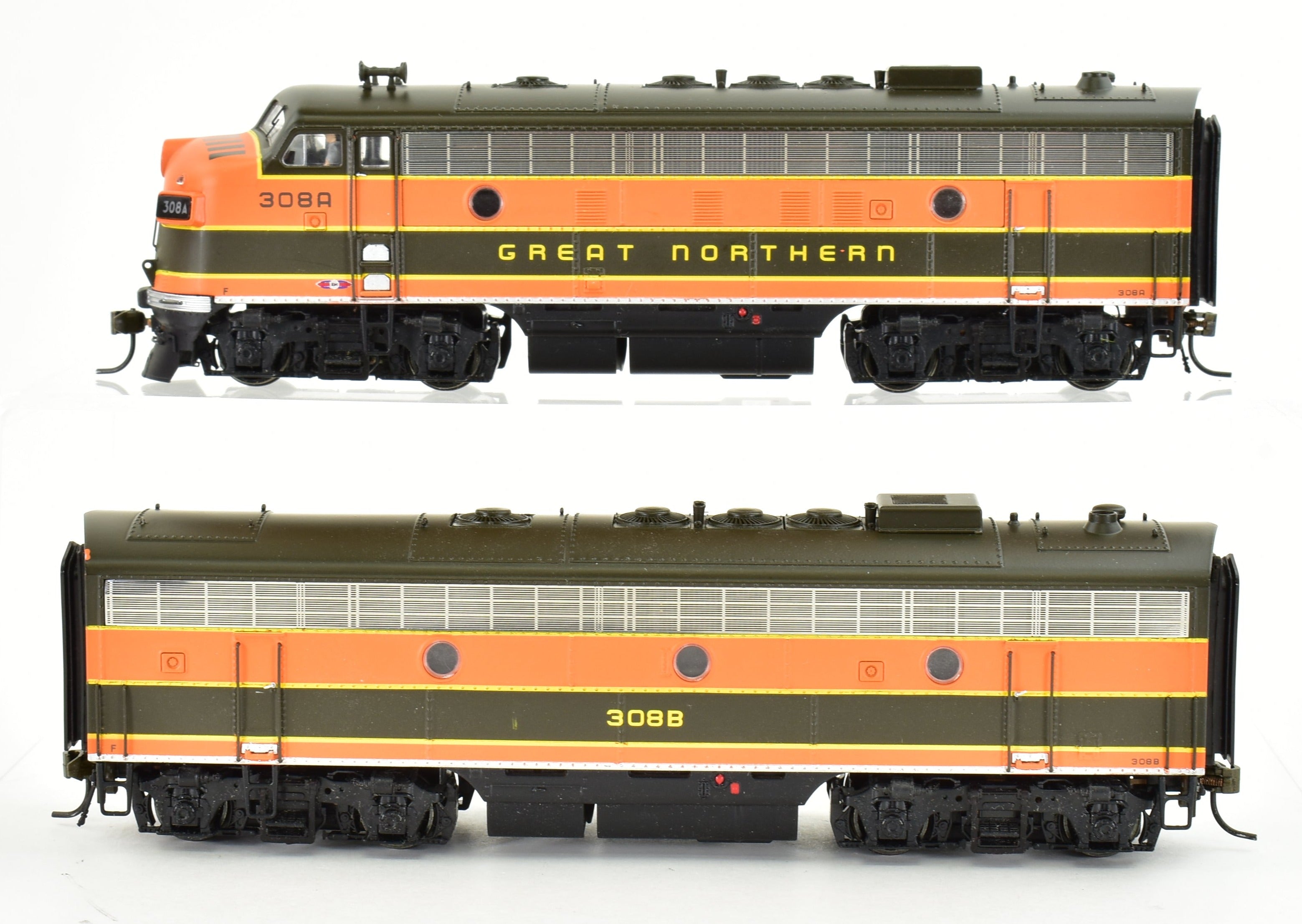 Broadway Limited Imports GN Great Northern EMD F7A/B Set with QSI DCC & Sound