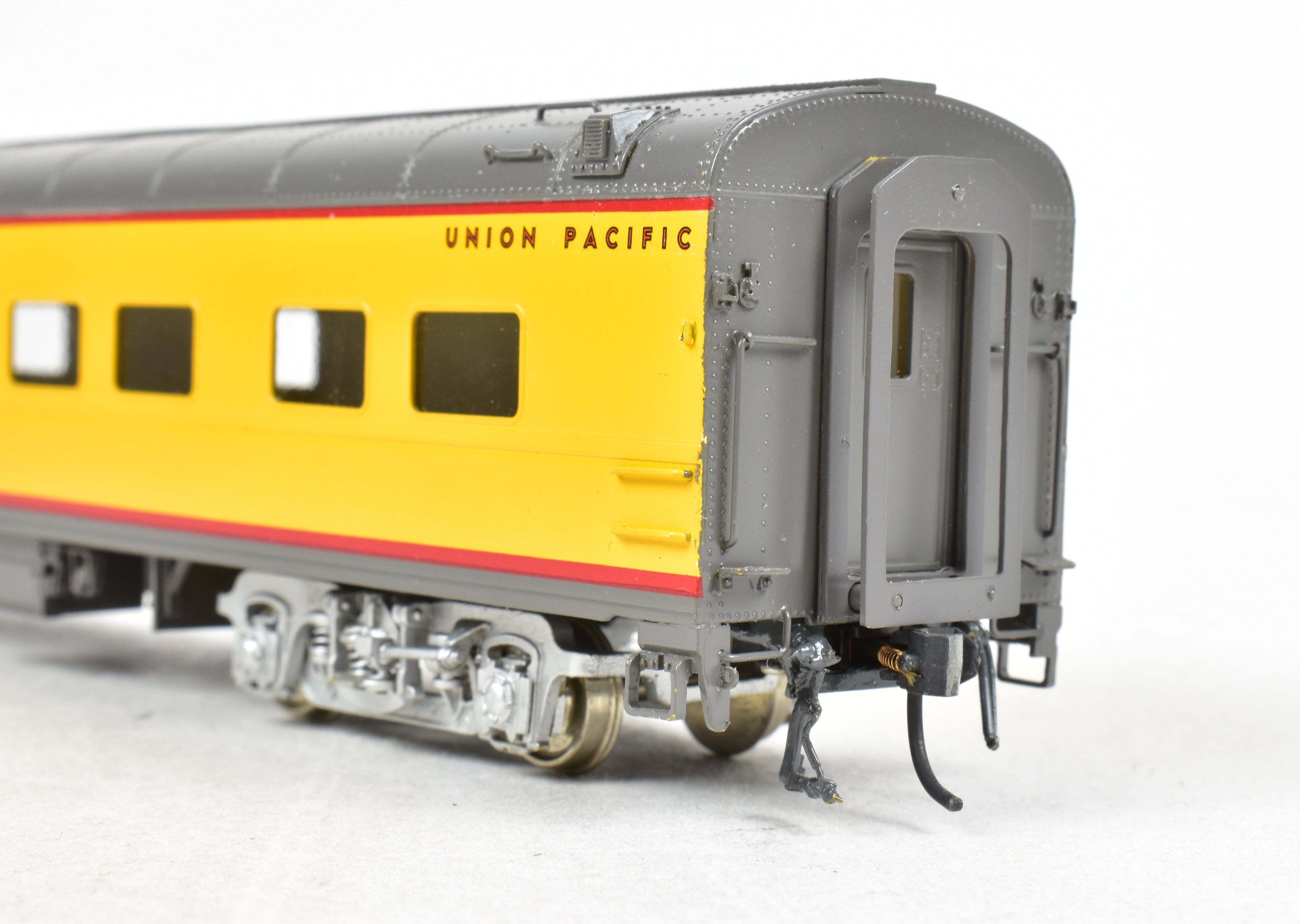 High - Quality HO Scale Brass Union Pacific Star Vale 11 - Bedroom Star Series Sleeper Model by Wasatch Model Co., Professionally Painted