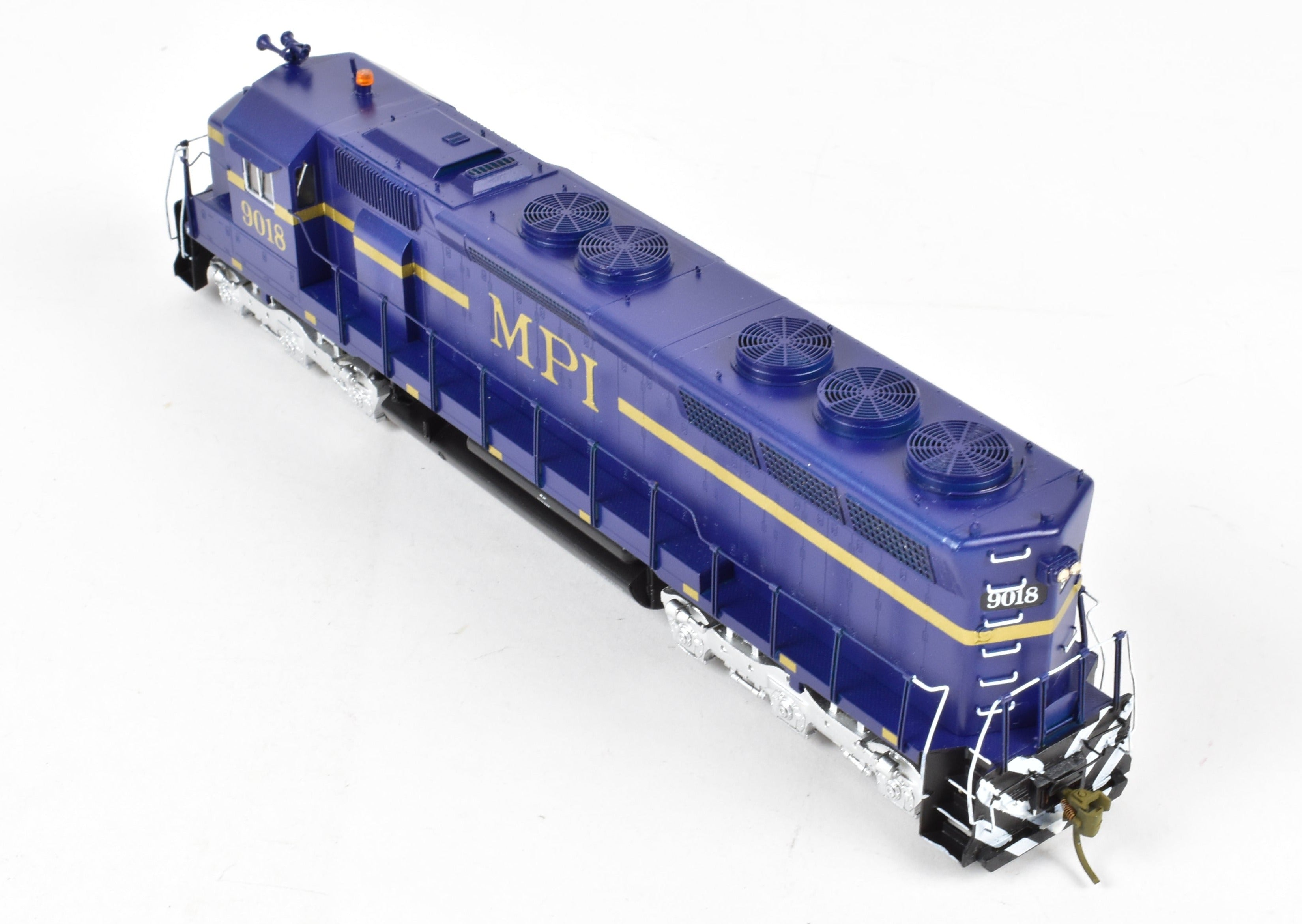 HO Scale Brass Hallmark Models MPI - Motive Power International EMD SD45 Diesel Locomotive Standard Version with C/P No. 9018