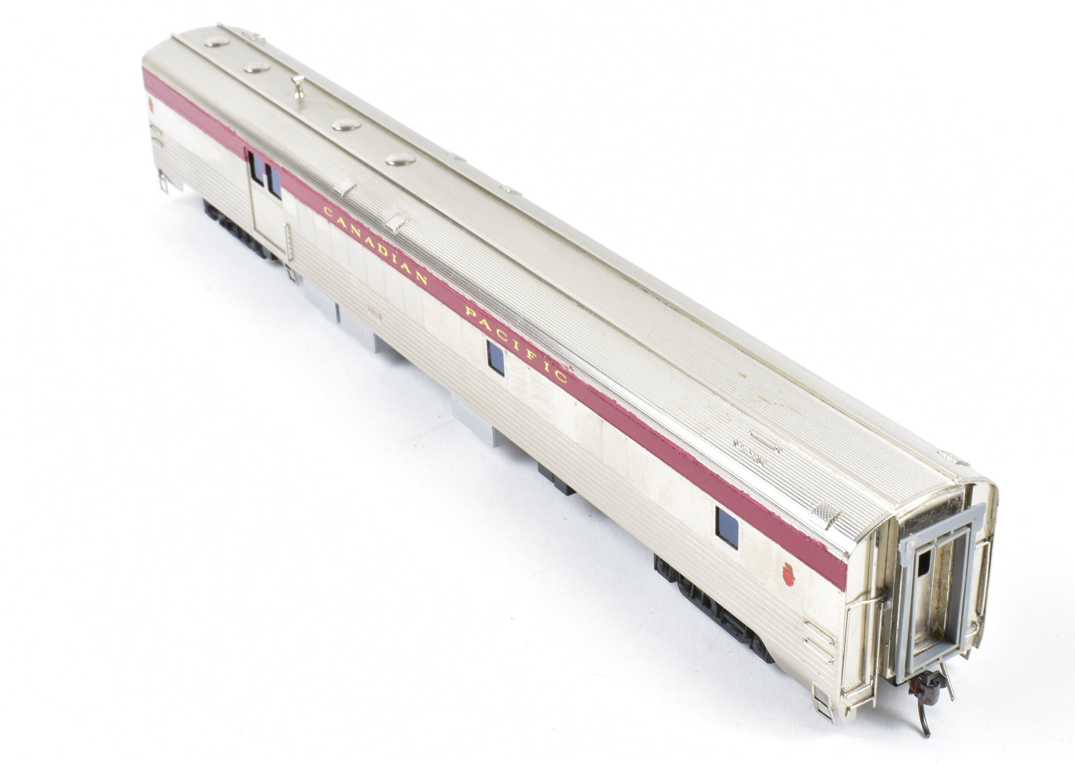 HO Scale Brass Model of Canadian Pacific Railroad #610 Lightweight Baggage Dormitory Custom Finished by S. Soho & Co.