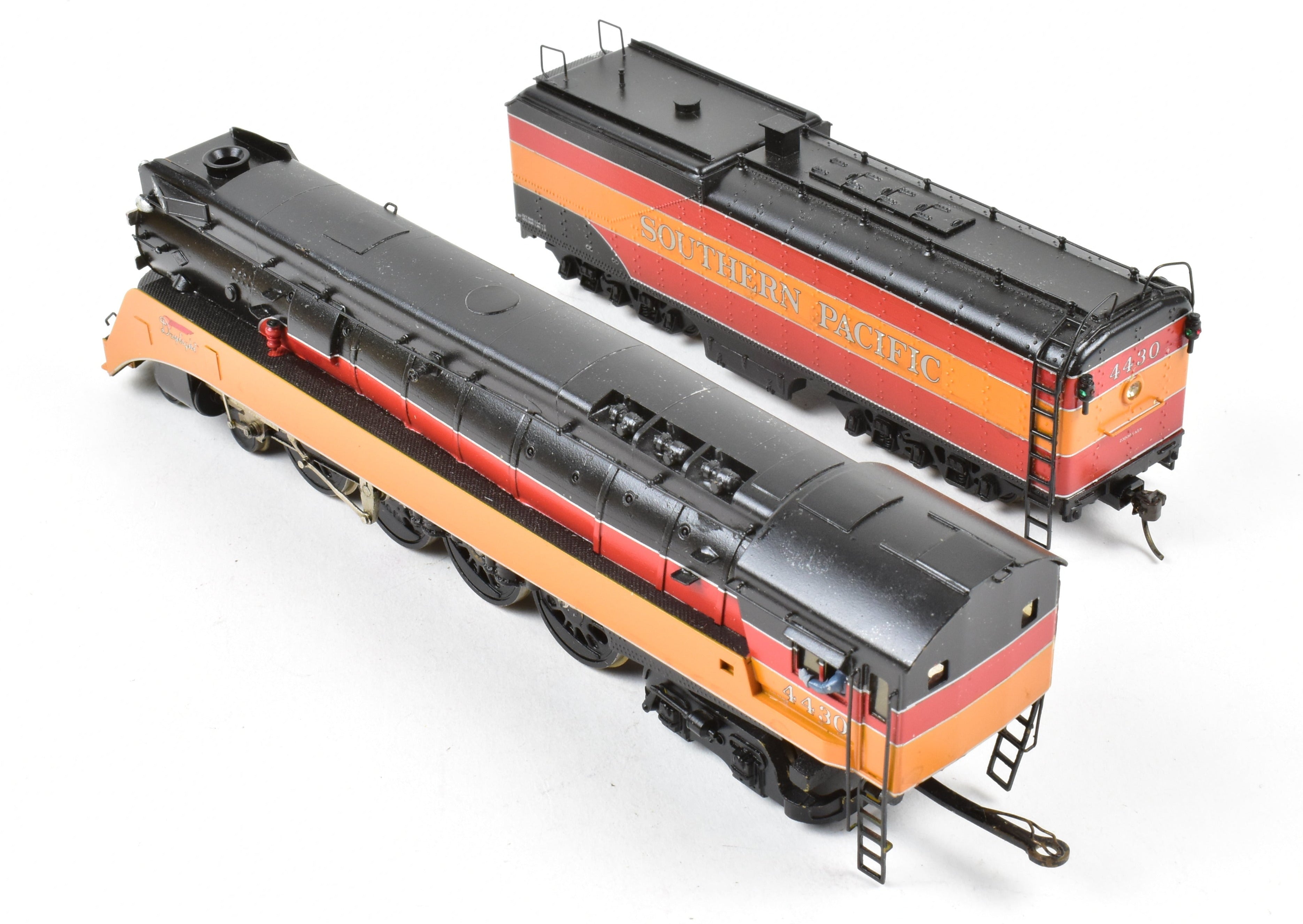 High - Quality HO Scale Brass Pacific Fast Mail (PFM) Model - United SP - Southern Pacific Class GS - 4 4 - 8 - 4 Locomotive with Custom - Painted Daylight Finish