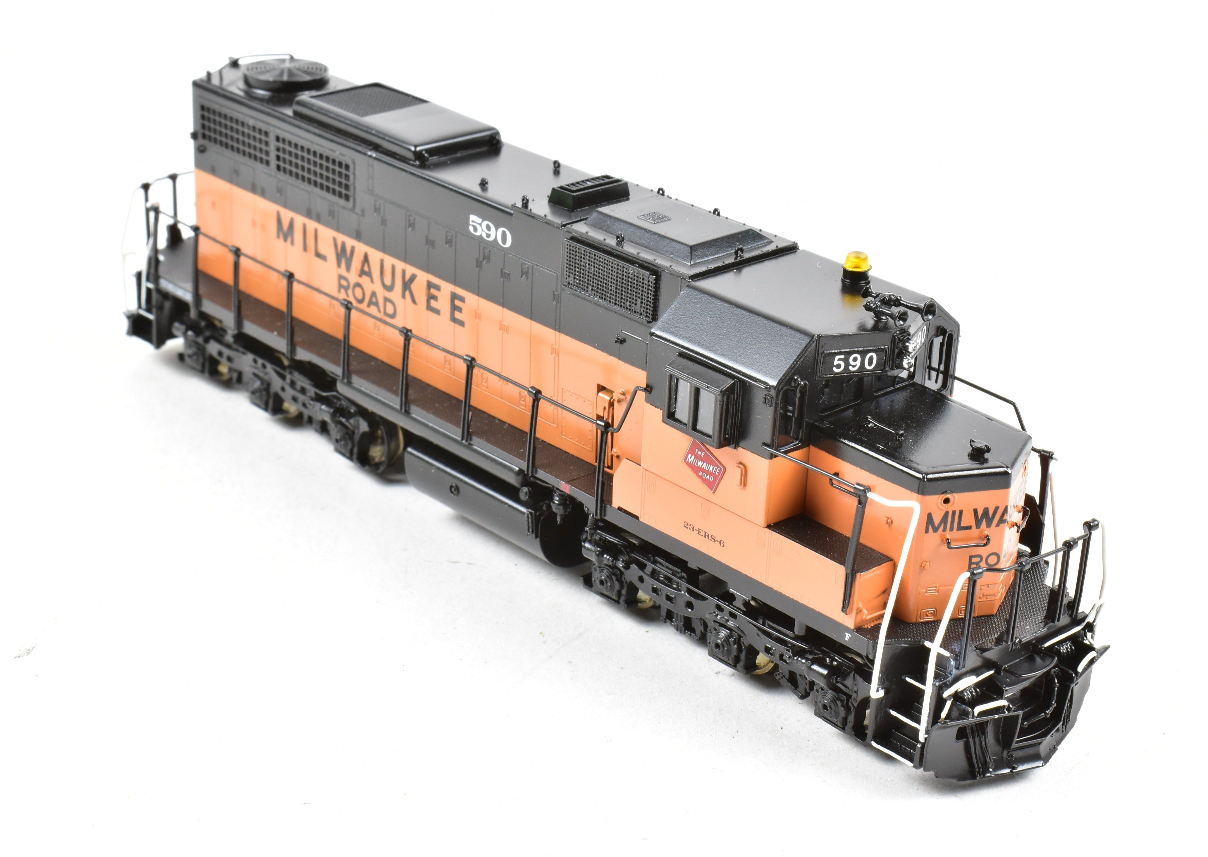 HO Scale Brass Locomotive - Overland Models, Inc. MILW - Milwaukee Road EMD SDL39 Factory Painted and Numbered 590