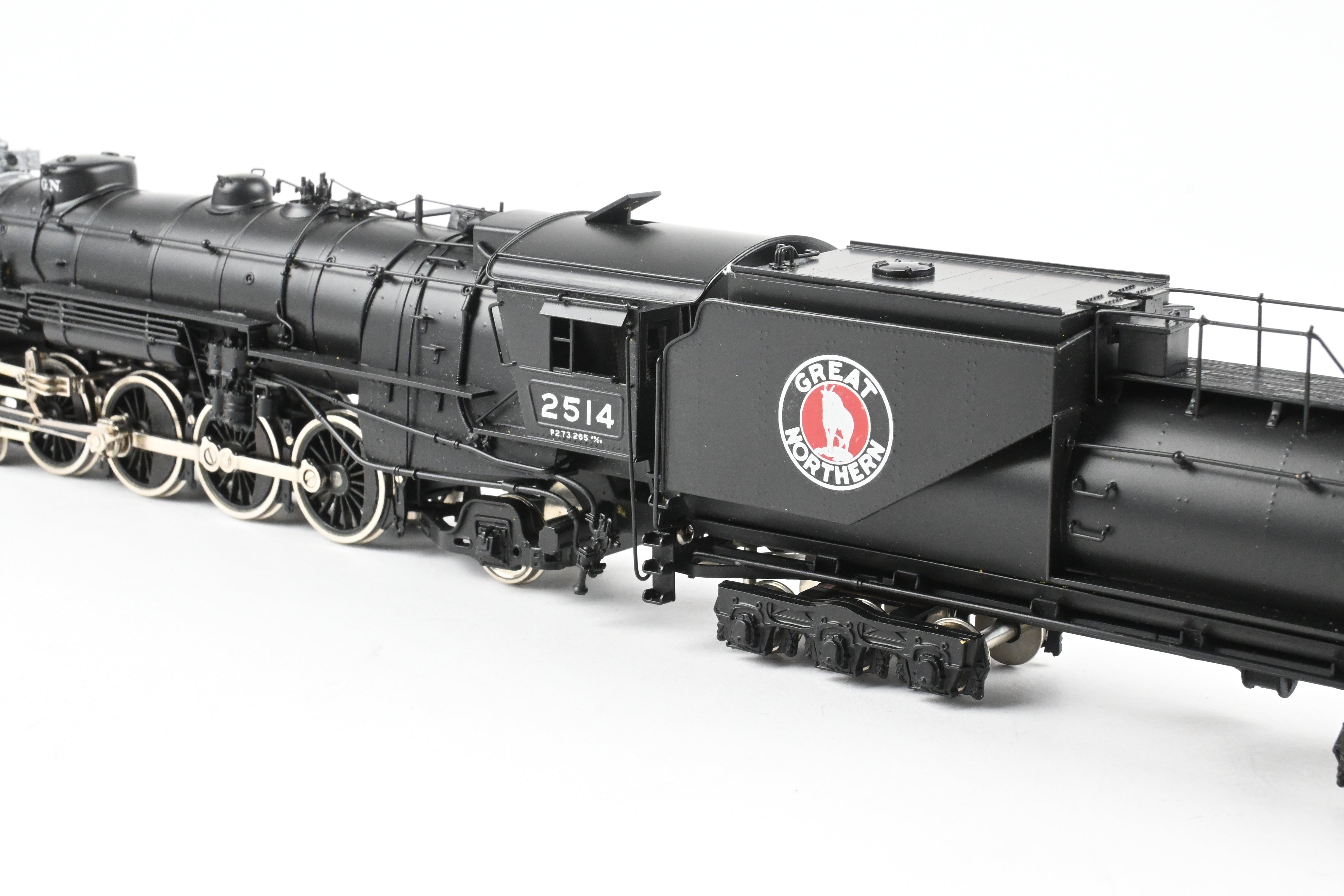 HO Scale Brass Tenshodo GN - Great Northern 4-8-2 Class P-2 Factory Painted Crown Series Steam Locomotive Model #2514