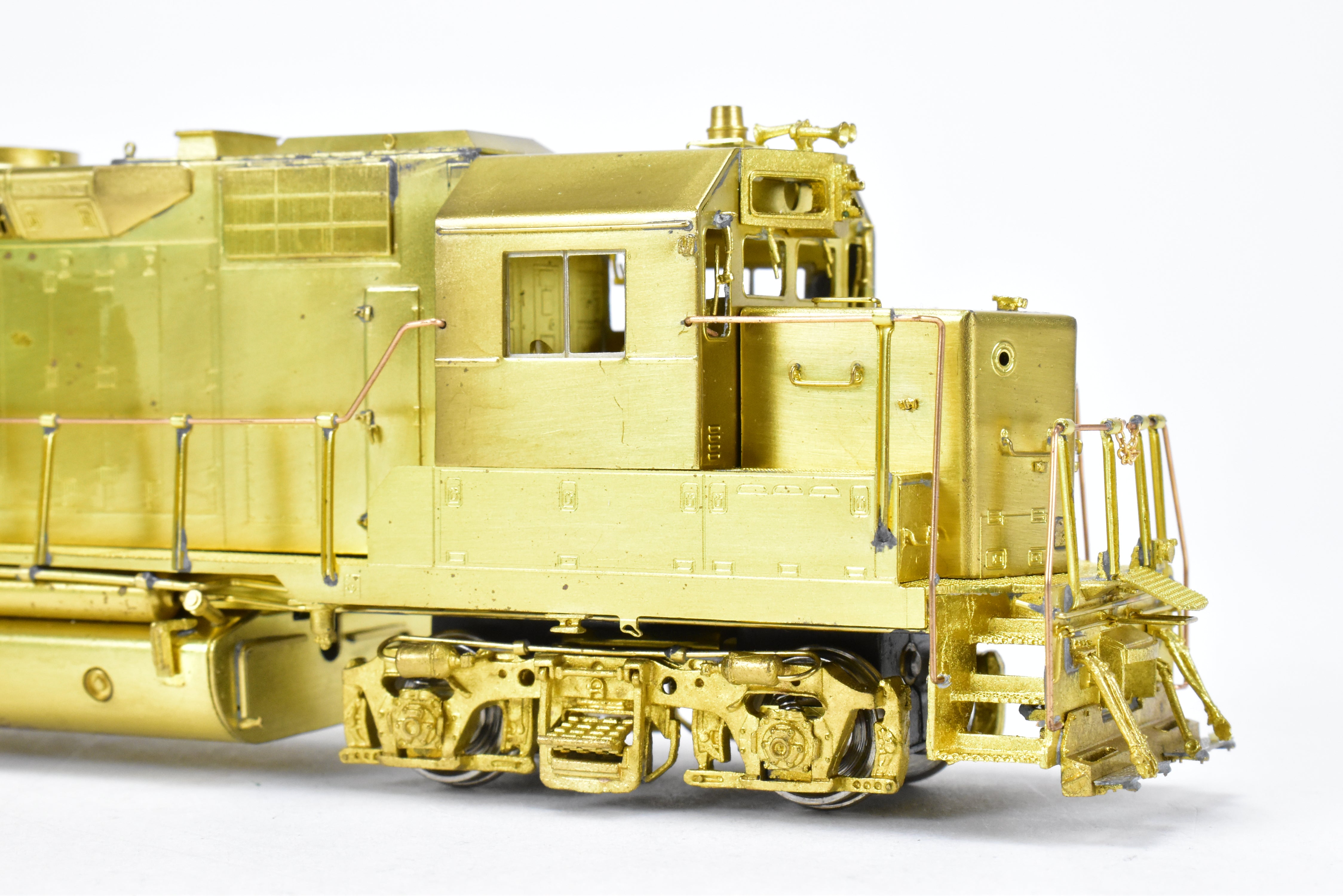 HO Scale Brass Model Train Engine - Overland Models Inc. (OMI) AT&SF - Santa Fe EMD GP35 PH III, Engine Nos. 1400 - 1449 (Previously 3400 - 3449)