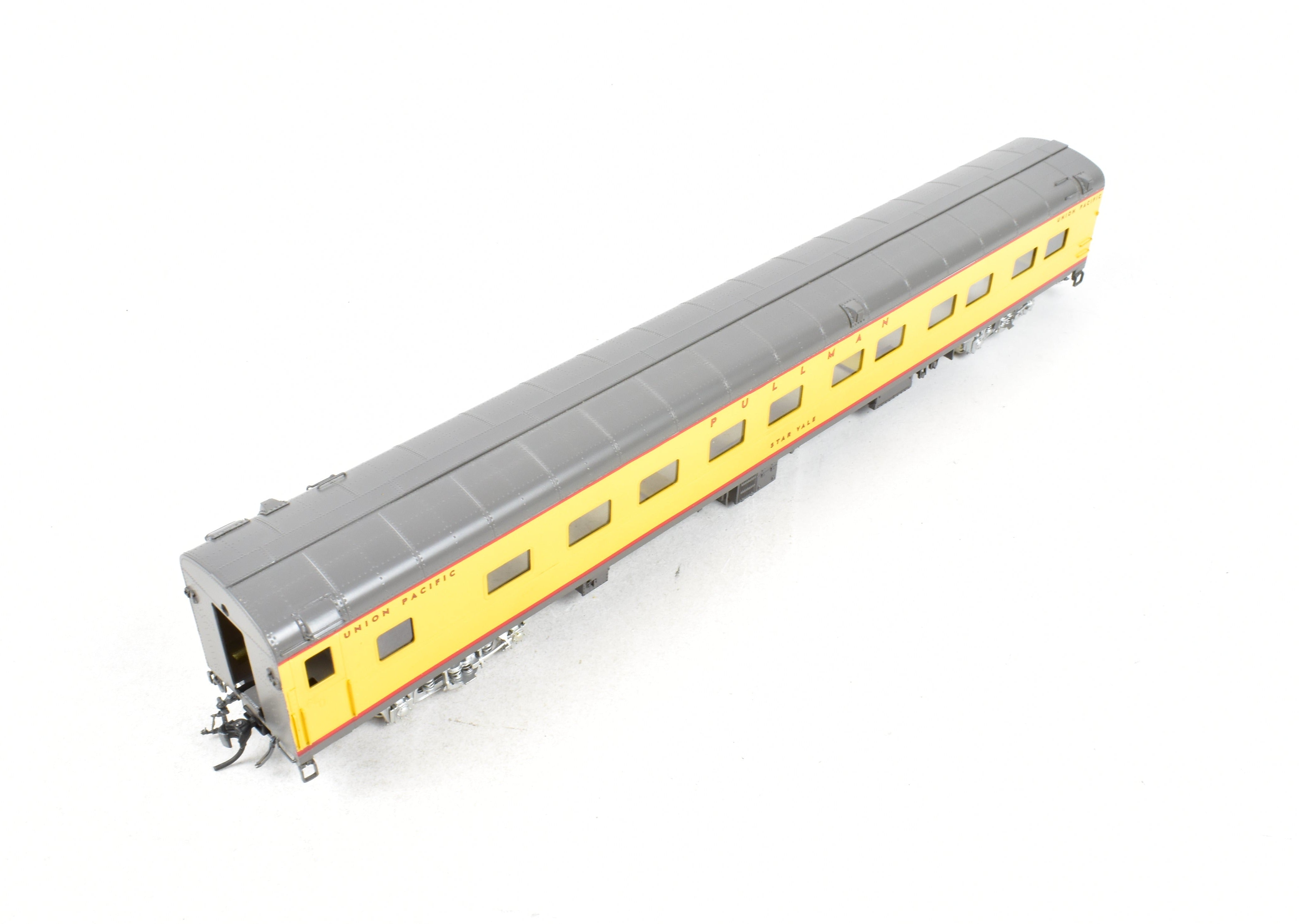 High - Quality HO Scale Brass Union Pacific Star Vale 11 - Bedroom Star Series Sleeper Model by Wasatch Model Co., Professionally Painted