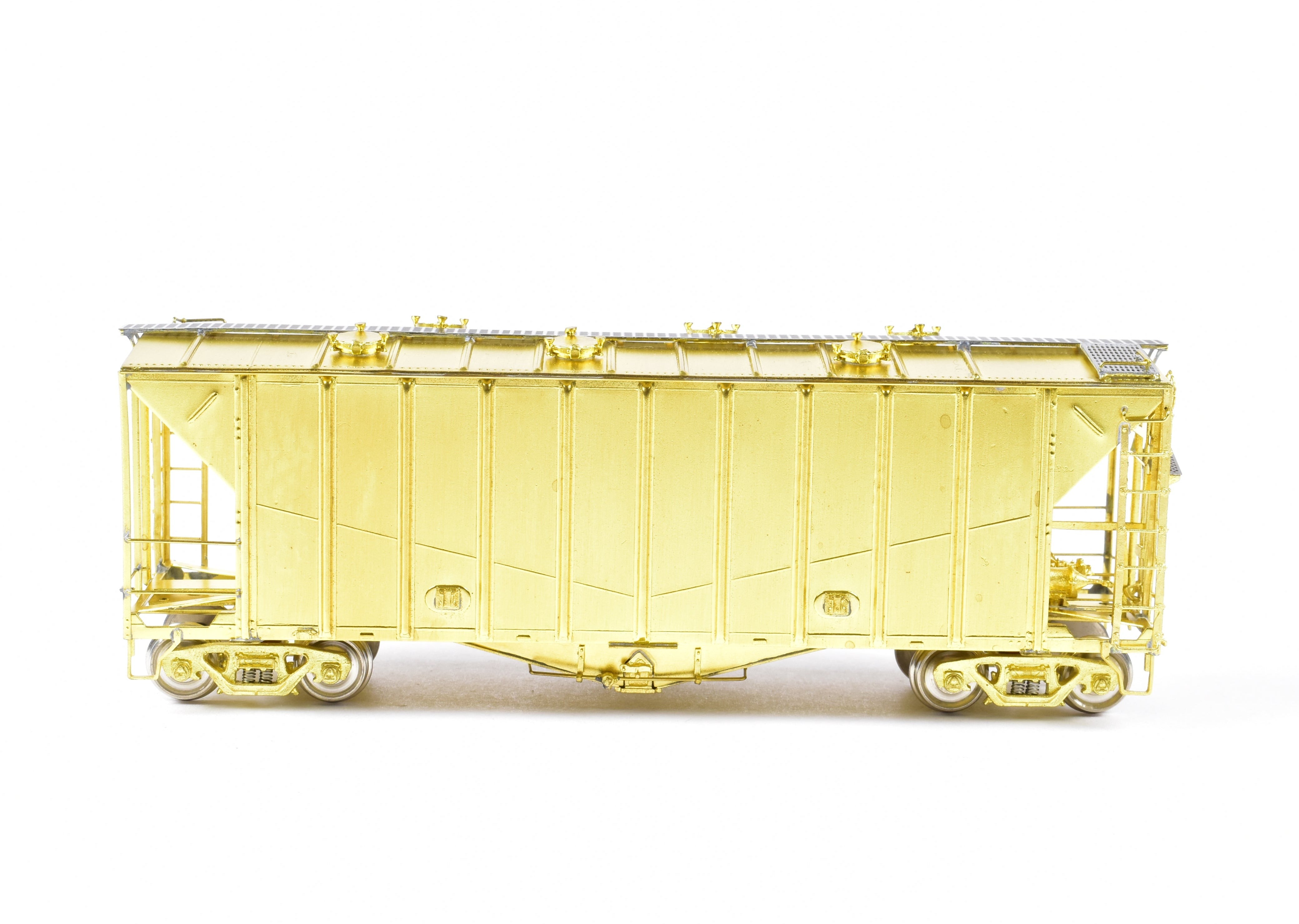 1965 HO Brass Airslide Covered Hopper by OMI w/ Tri - Angular Gussets