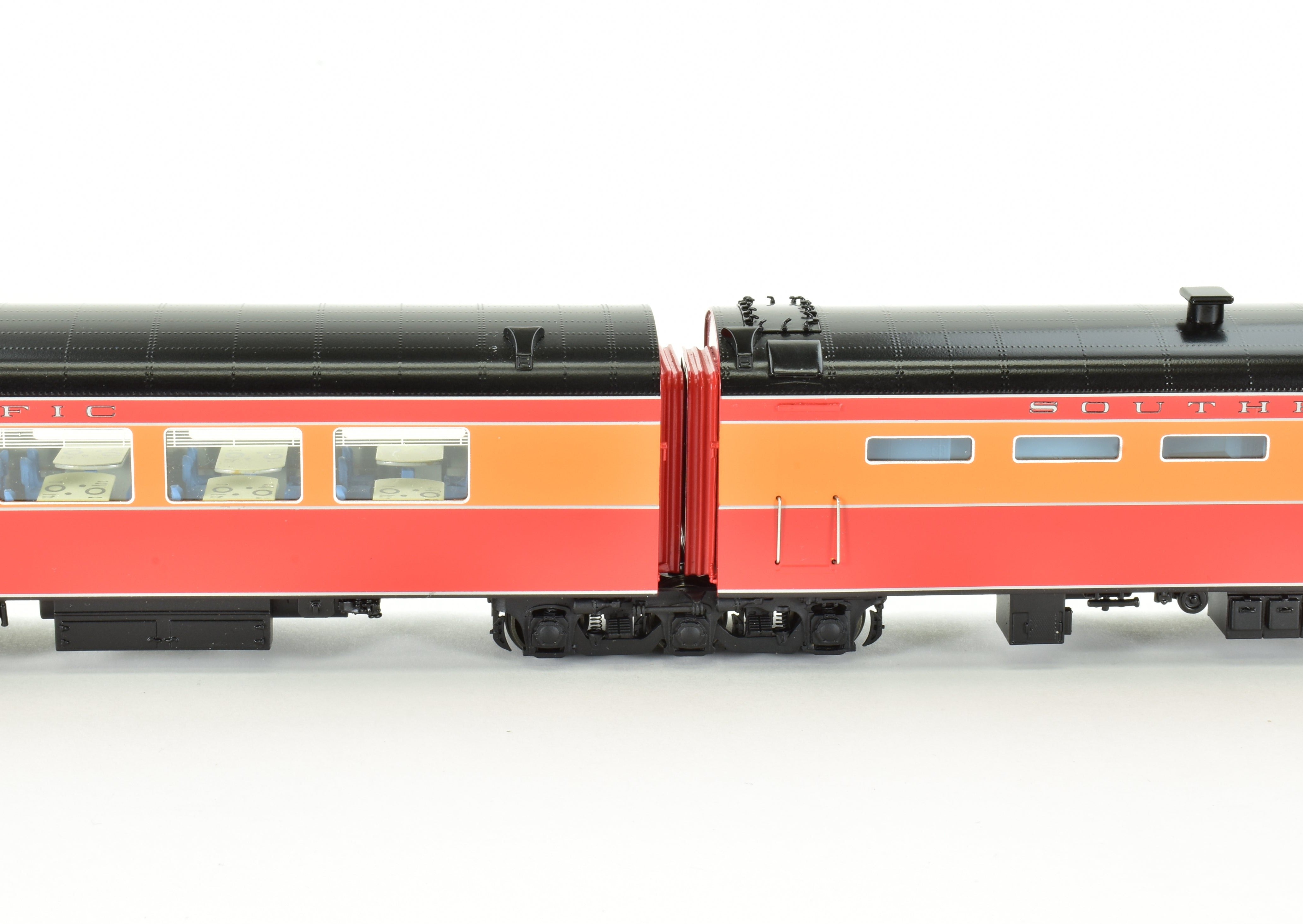 HO Scale Brass Model Train Consignment Set - Challenger Imports SP - Southern Pacific 1955 Shasta Daylight 10 - Car Train Set with FP