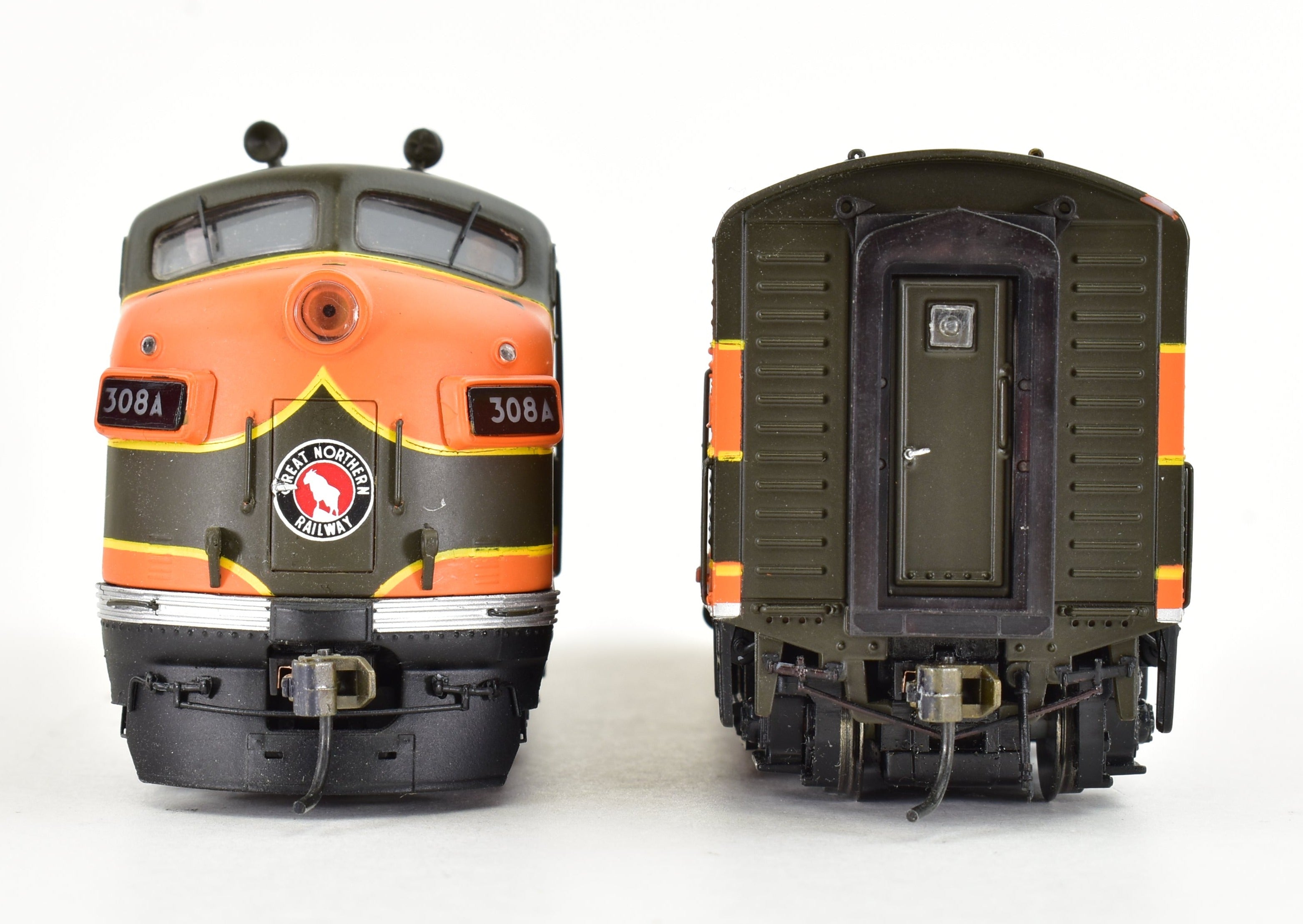 Broadway Limited Imports GN Great Northern EMD F7A/B Set with QSI DCC & Sound