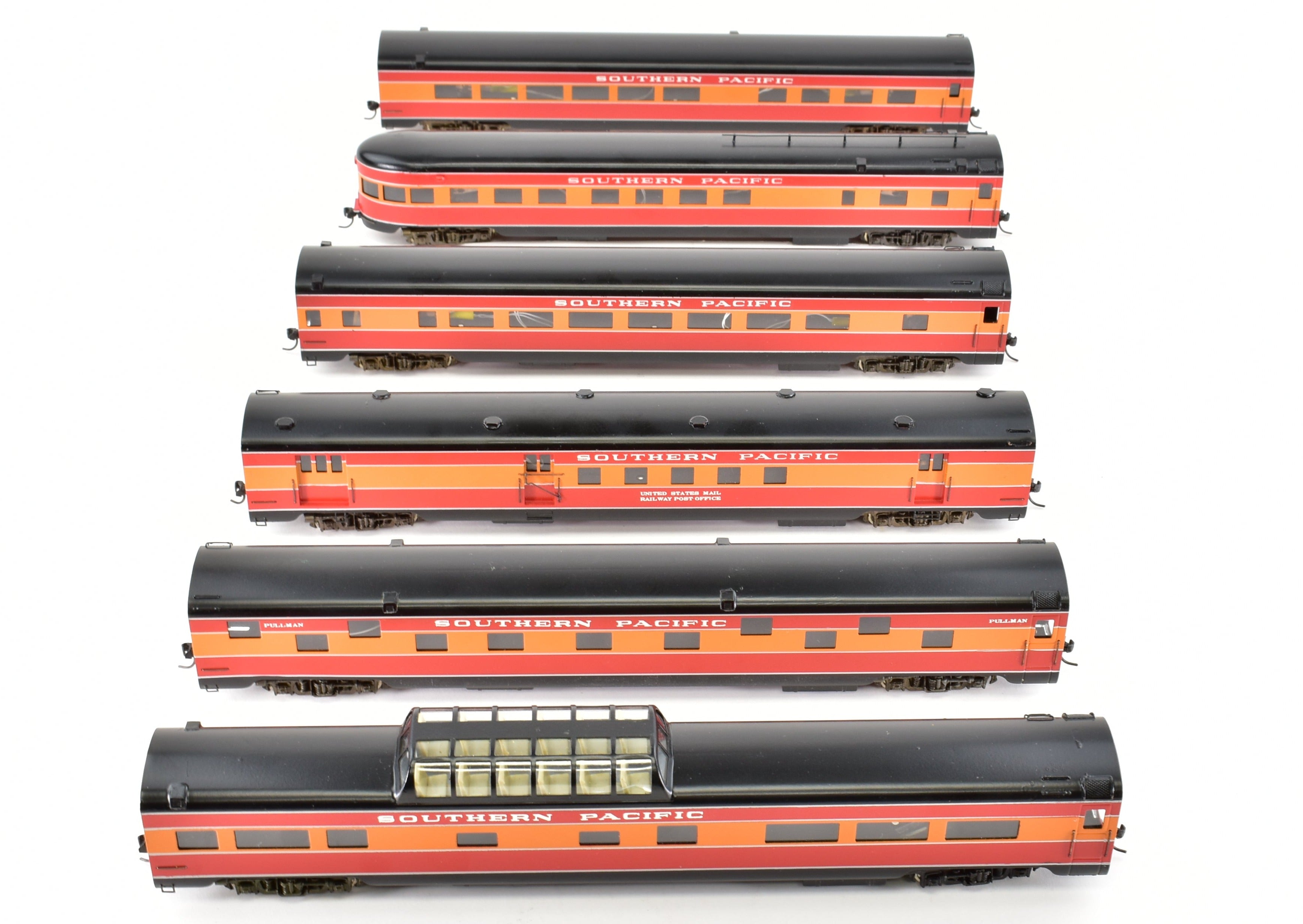 HO Scale Brass Balboa SP - Southern Pacific Daylight Factory-Painted 6-Car Passenger Set