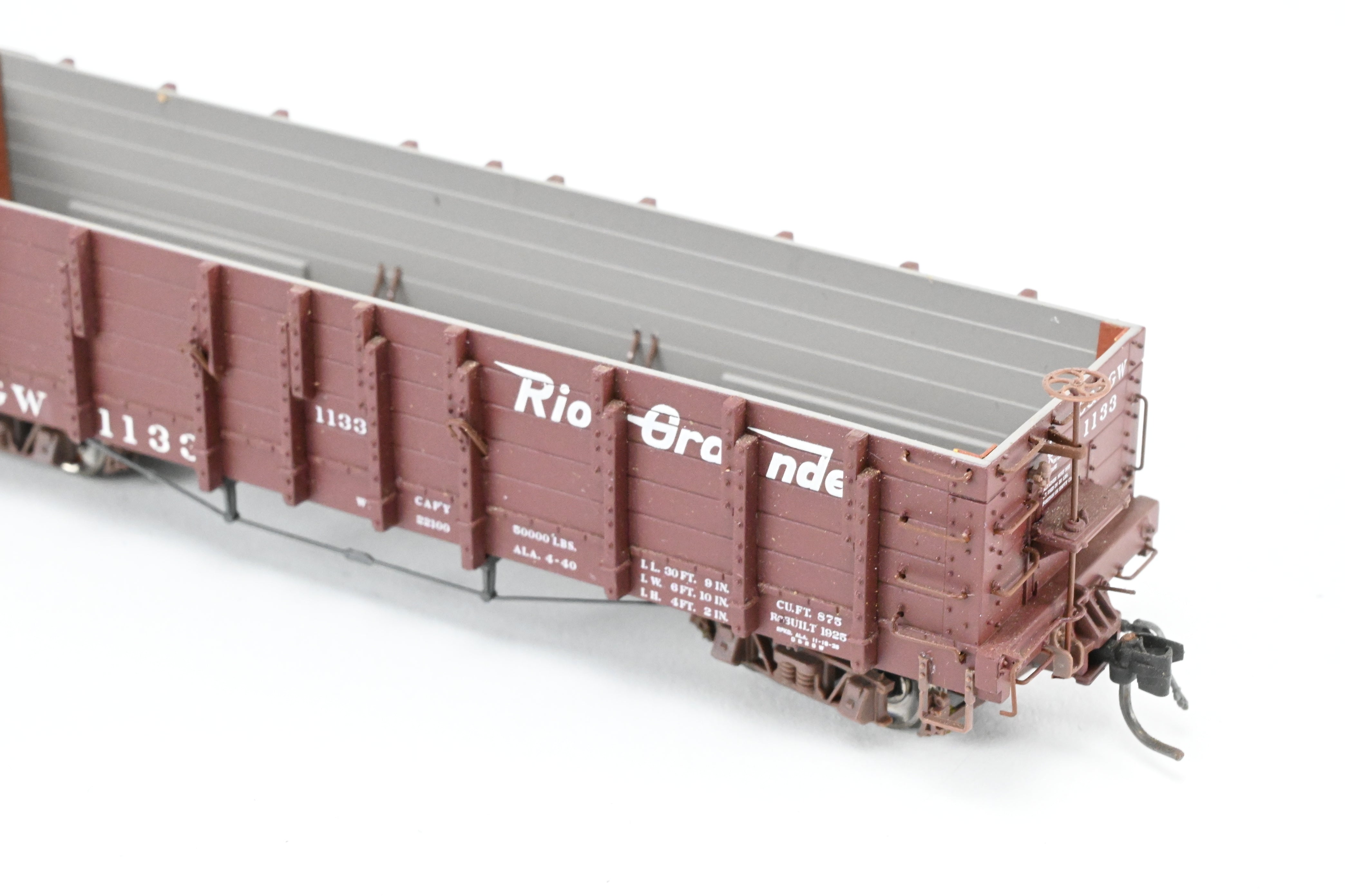 HOn3 Blackstone Models D&RGW Brown High Side Gondola No. 1133 with Flying Grande Herald