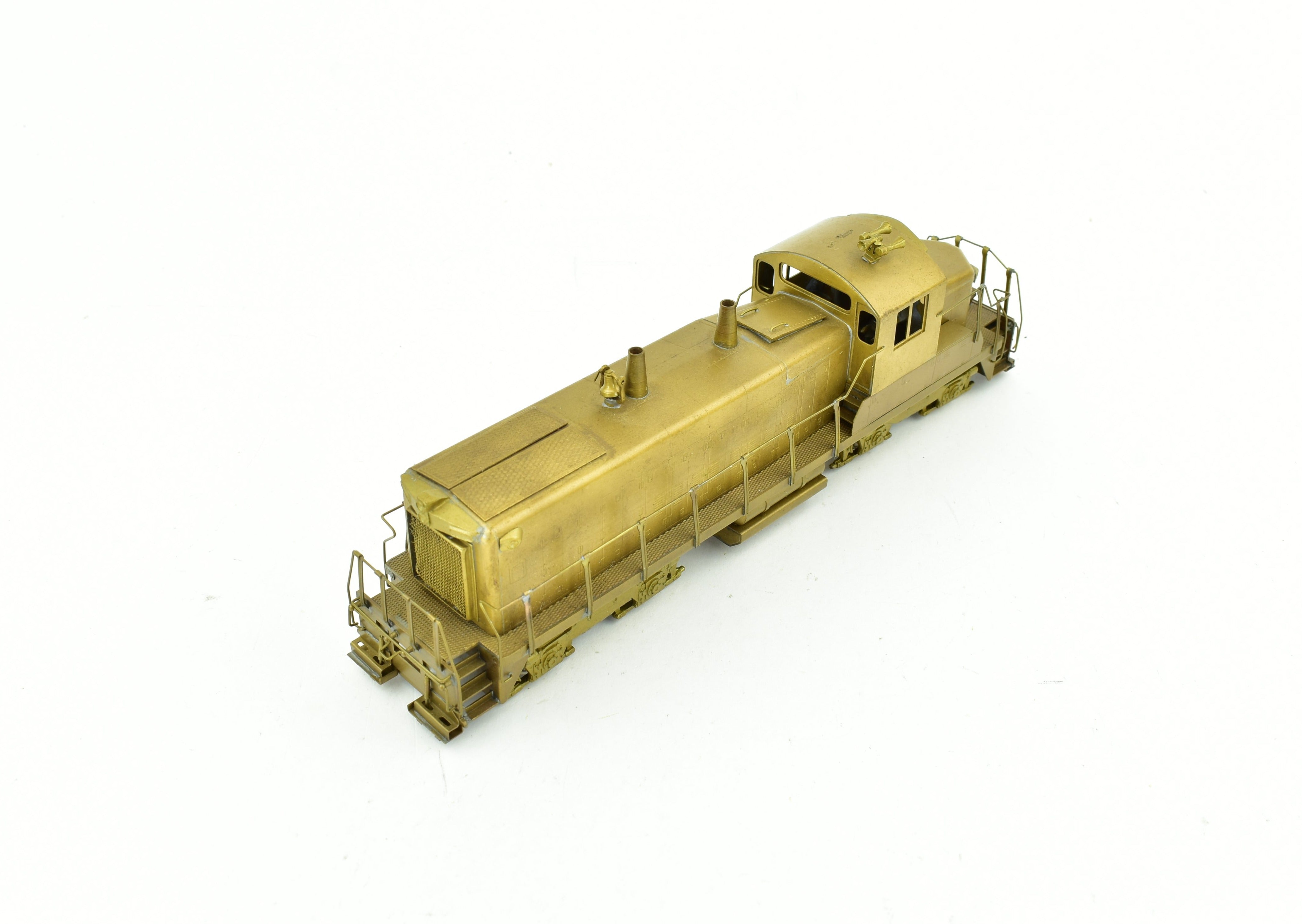 HO Scale Brass Model Trains by HO Brass Trains Inc. - Chicago & Illinois Midland Railway EMD RS - 1325 Diesel Switcher Model Train
