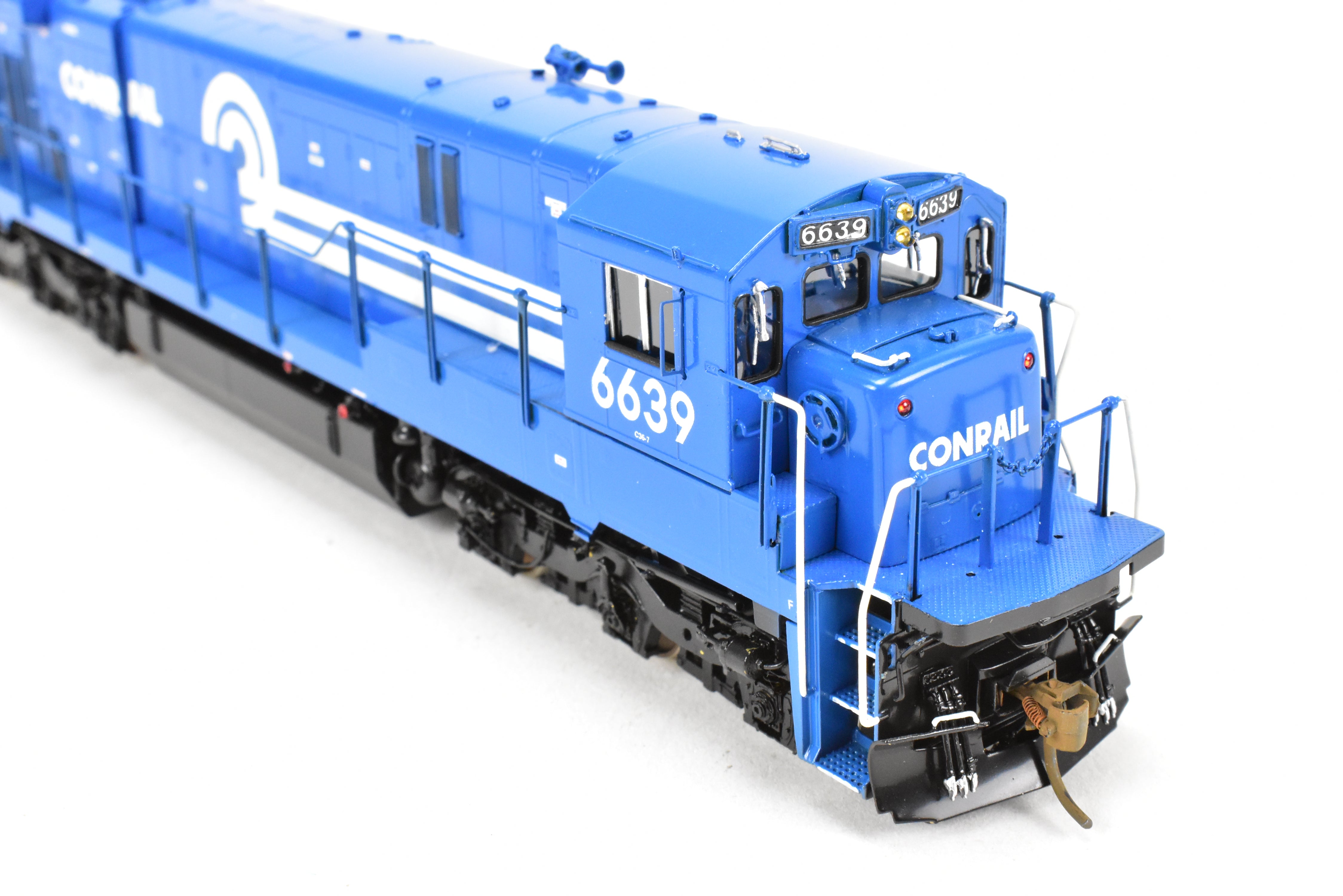 HO Scale Brass Model Train - Overland Models Inc. Conrail GE C36 - 7 Locomotive with Anti - Climber Front Porch, Professionally Painted, Number 6639