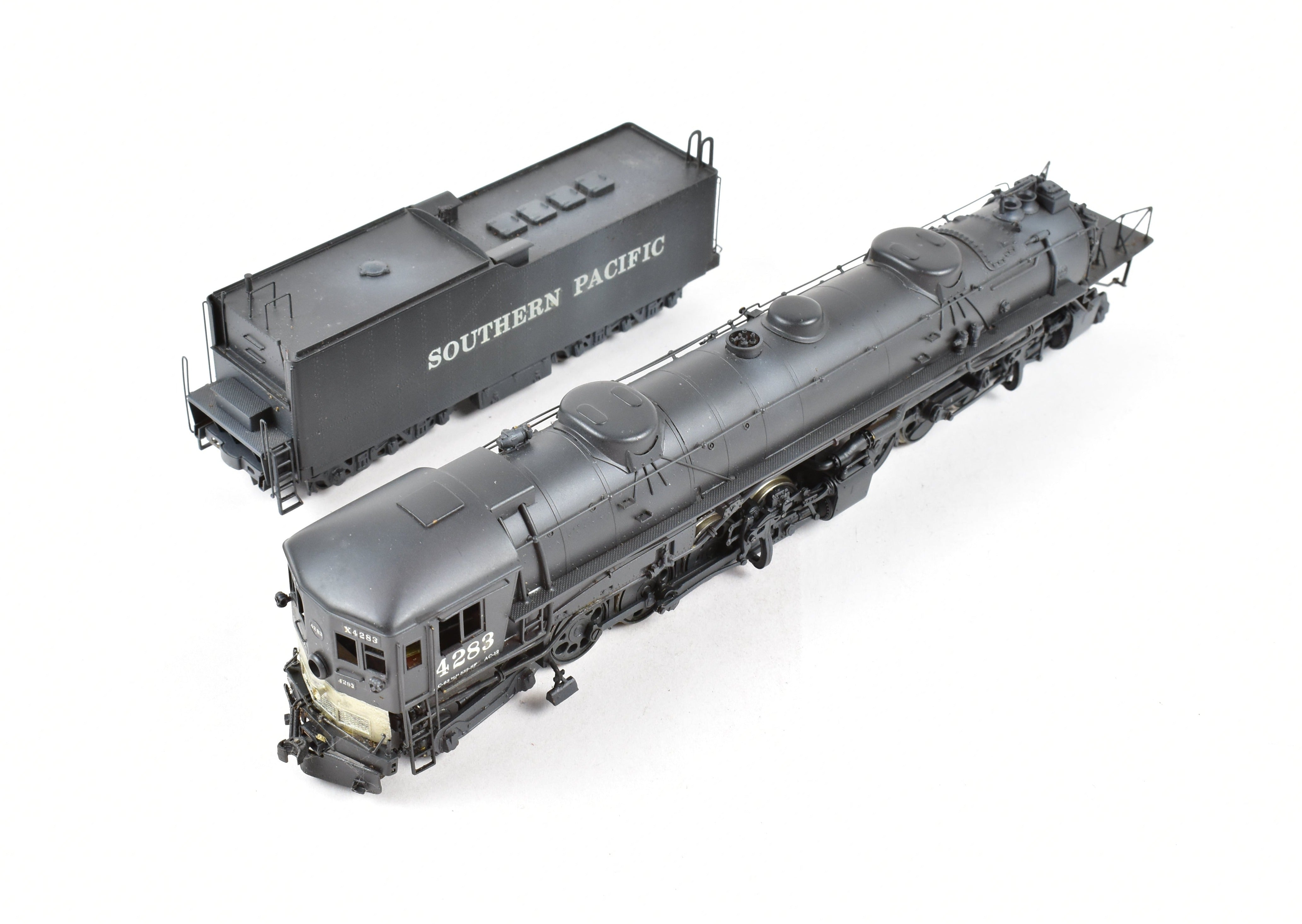 HO Scale Brass Balboa Southern Pacific AC - 12 4 - 8 - 8 - 2 Cab Forward #4283 Weathered Model