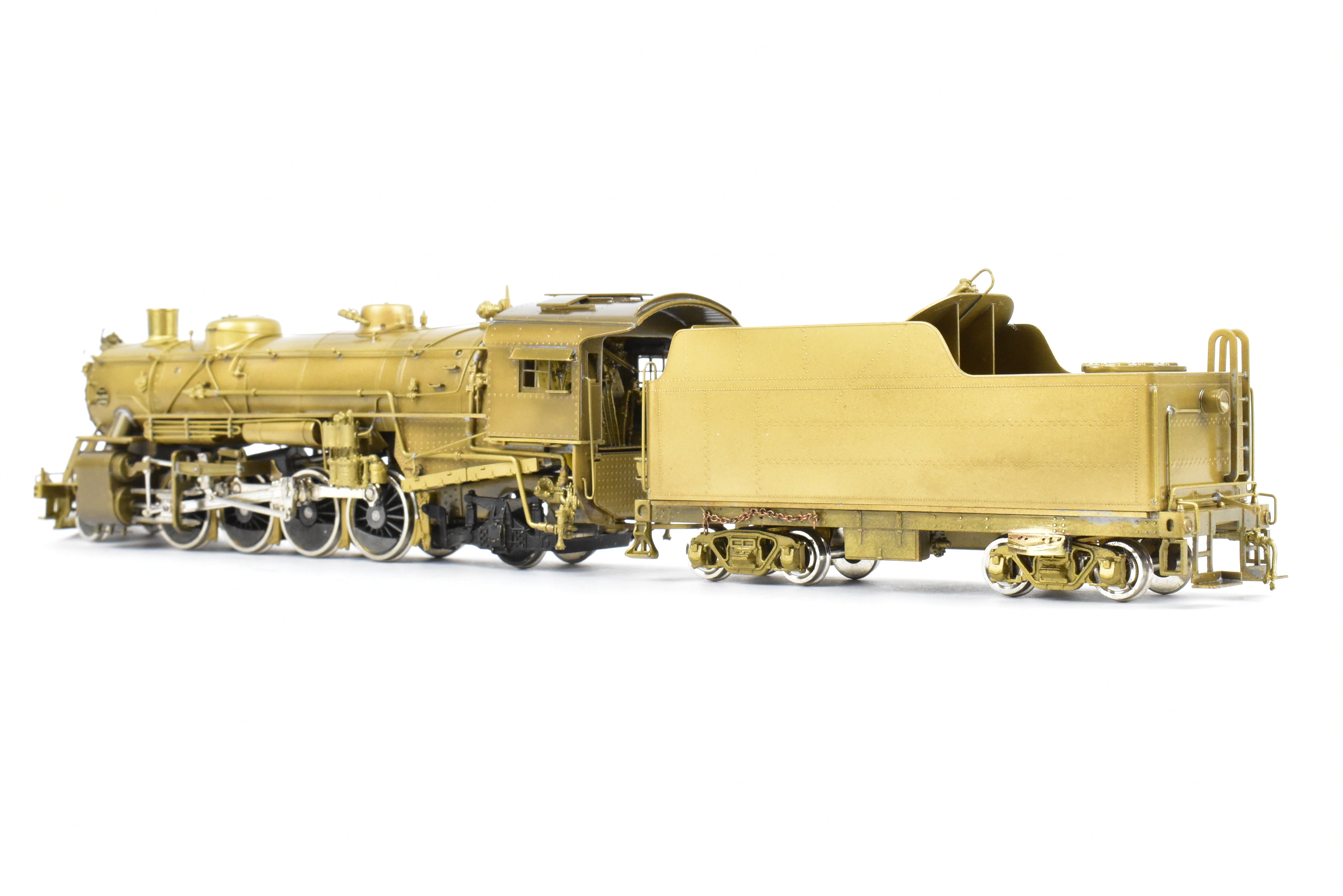 High - Quality HO Scale Brass Pacific Fast Mail (PFM) Model of United States Railway Administration (USRA) 2 - 8 - 2 Light Class Mikado Locomotive from 1977 Run, Sold As - Is