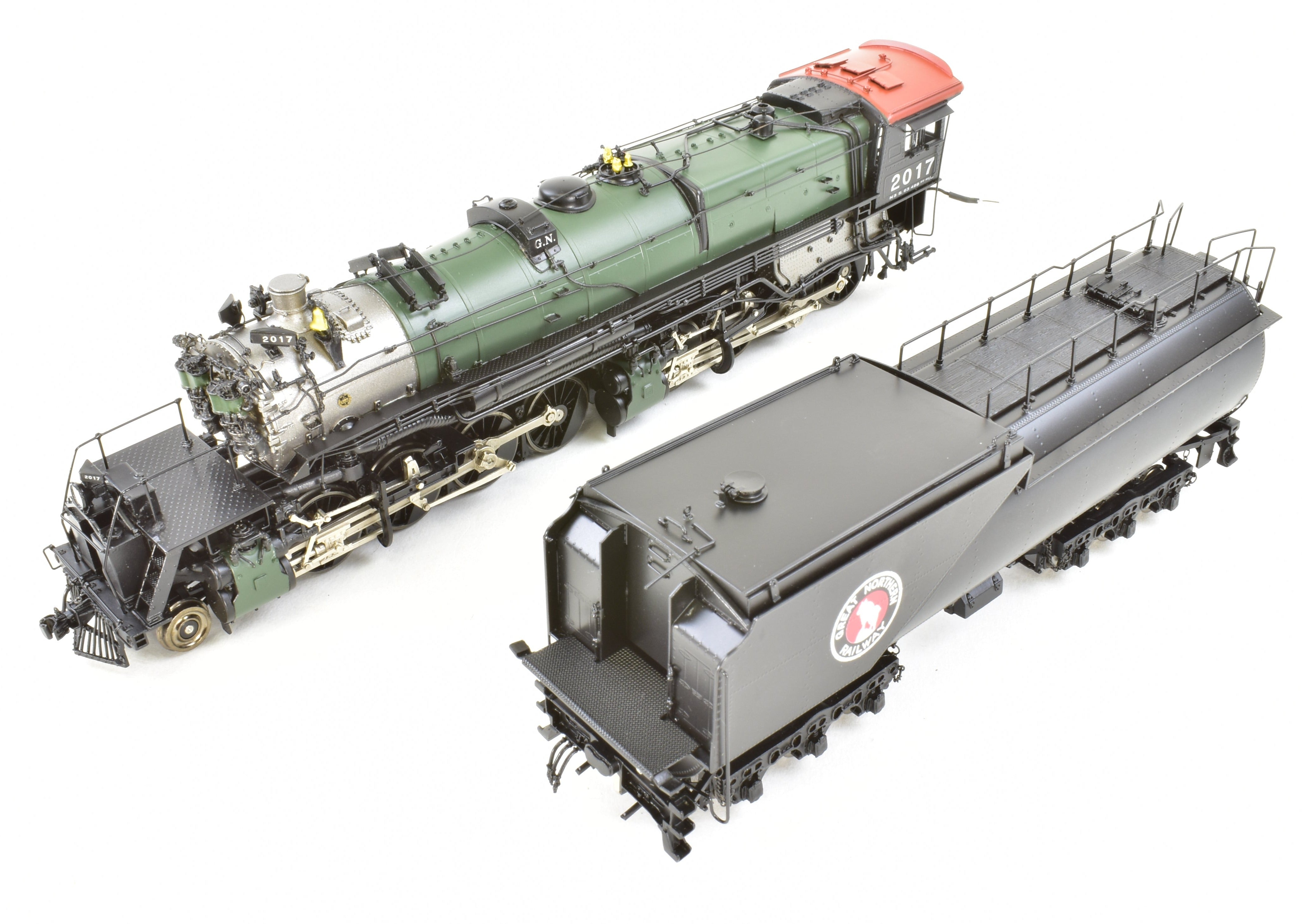 HO Scale Brass Model Train by Precision Scale Co. - Great Northern Class N - 3 2 - 8 - 8 - 0 FP in Glacier Park Scheme
