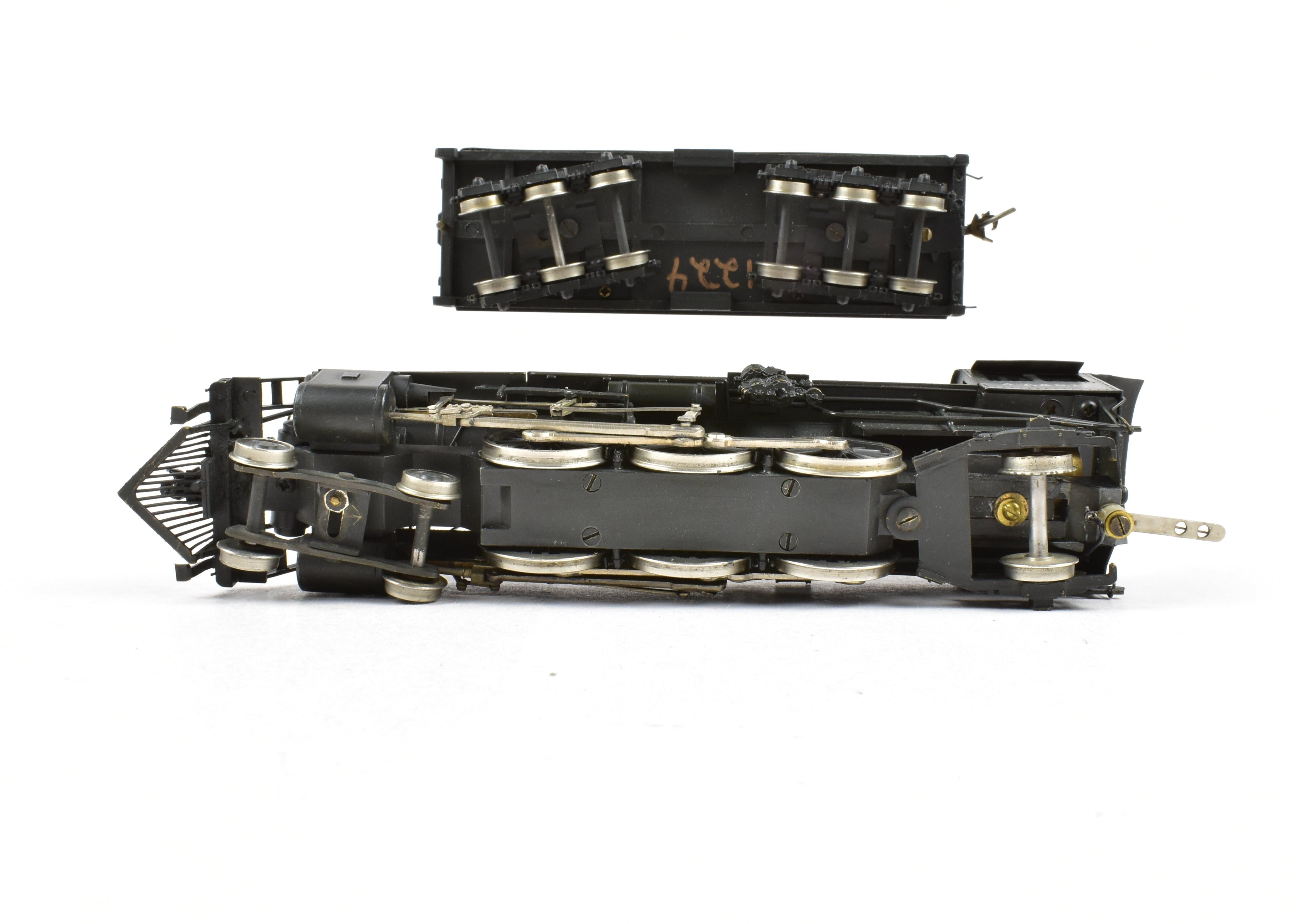 HO Scale Brass Model Train - Associated Hobby Manufacturers (AHM) HCB AT&SF - Santa Fe 3400 Class 4-6-2 Custom Painted Steam Locomotive