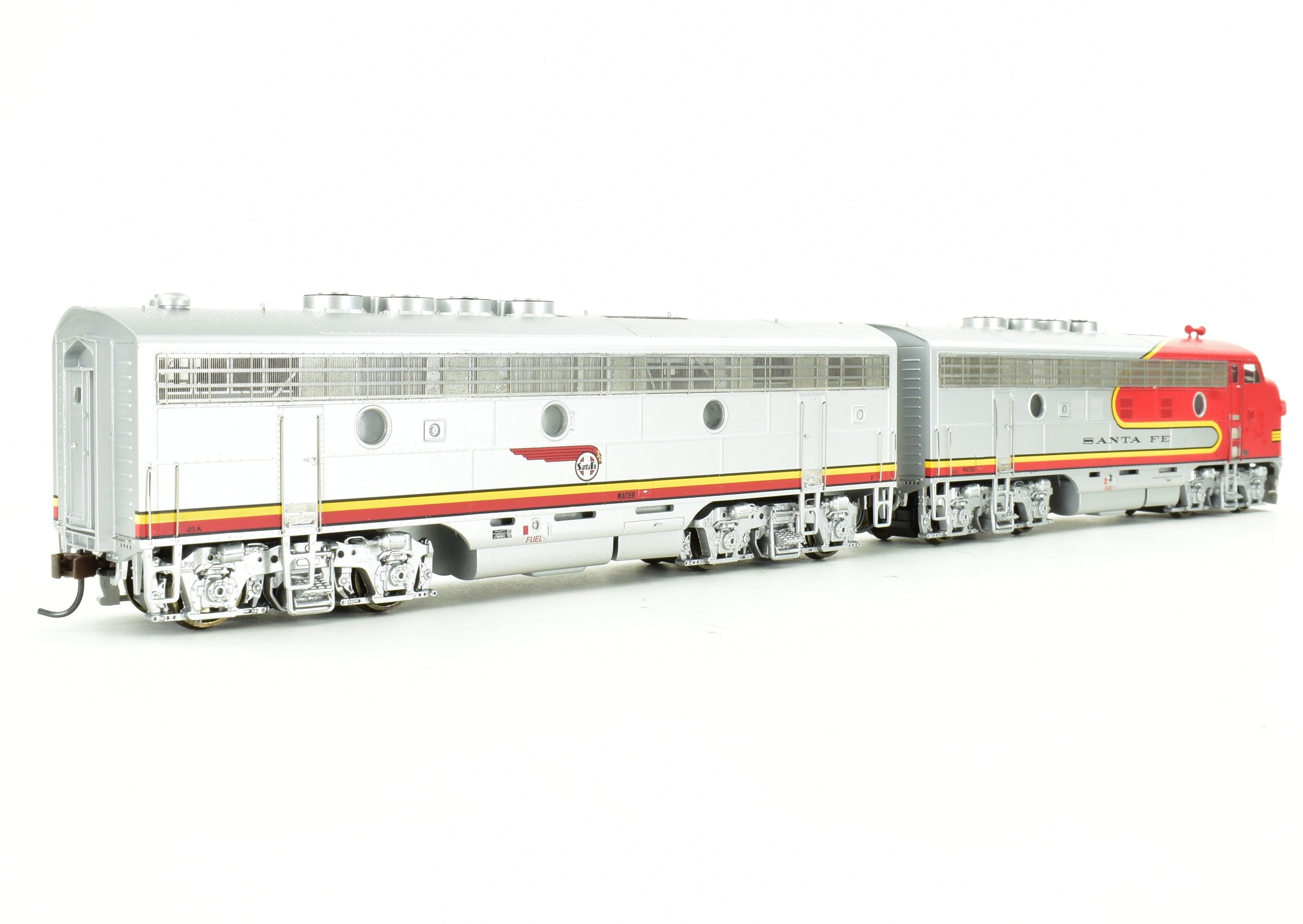 HO Scale Athearn Genesis American Steamship Freight - Santa Fe EMD F3A and F3B Locomotive Set Number 21L and 21A for Model Railroading Enthusiasts