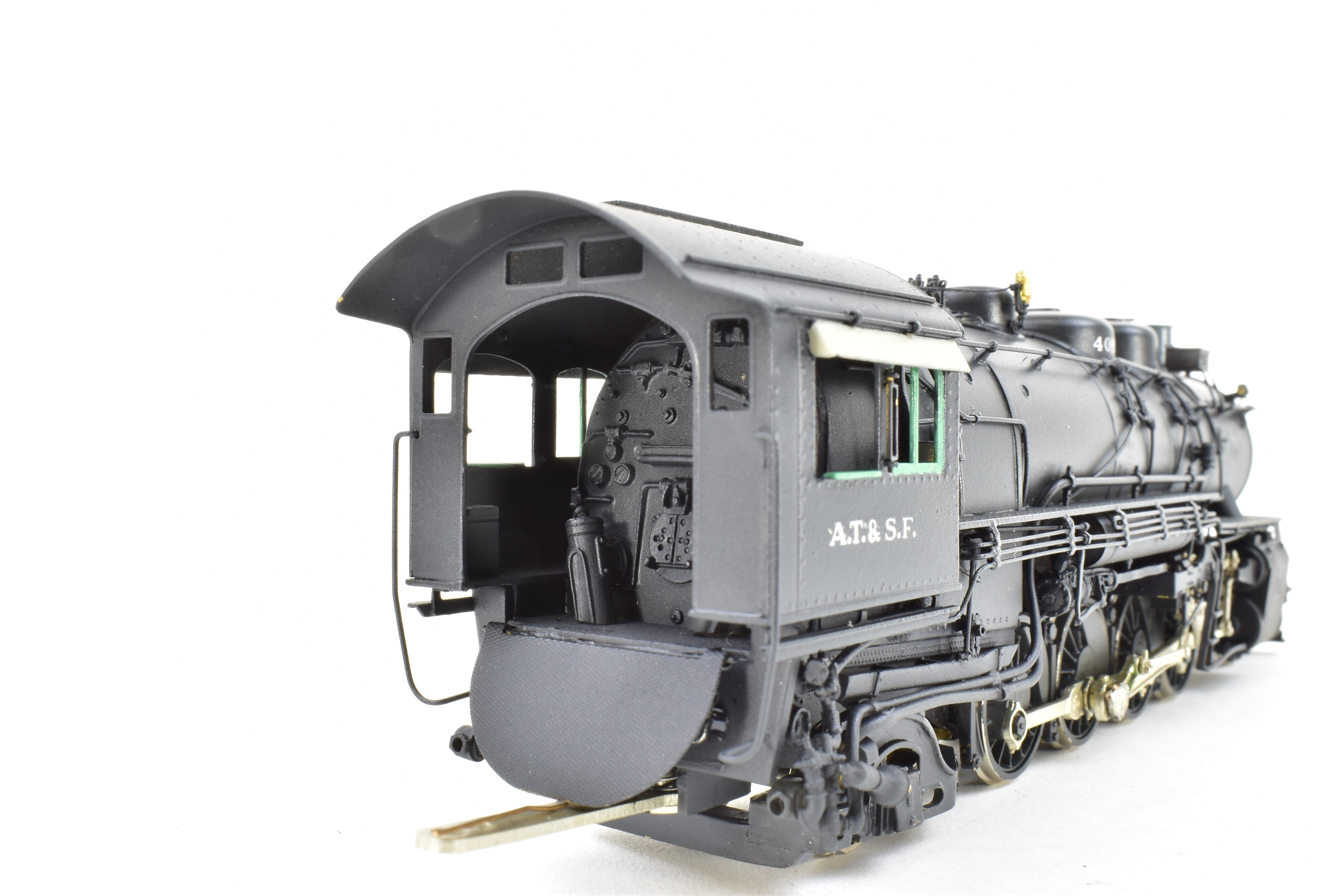 High - Quality HO Scale Brass Steam Locomotive Key Imports ATSF - Santa Fe 2 - 8 - 2 Mikado Pro - Painted Model No. 4082