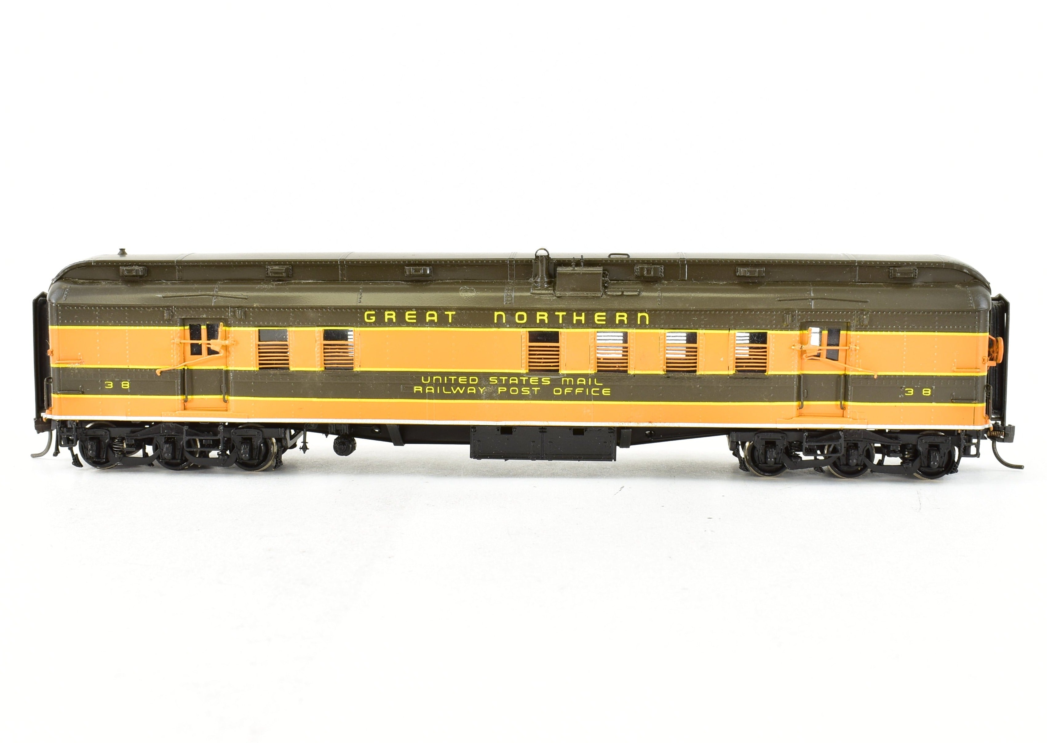 HO Scale Brass Precision Scale Co. (PSC) Custom Painted Great Northern Heavyweight Full Railway Post Office Model Train Car